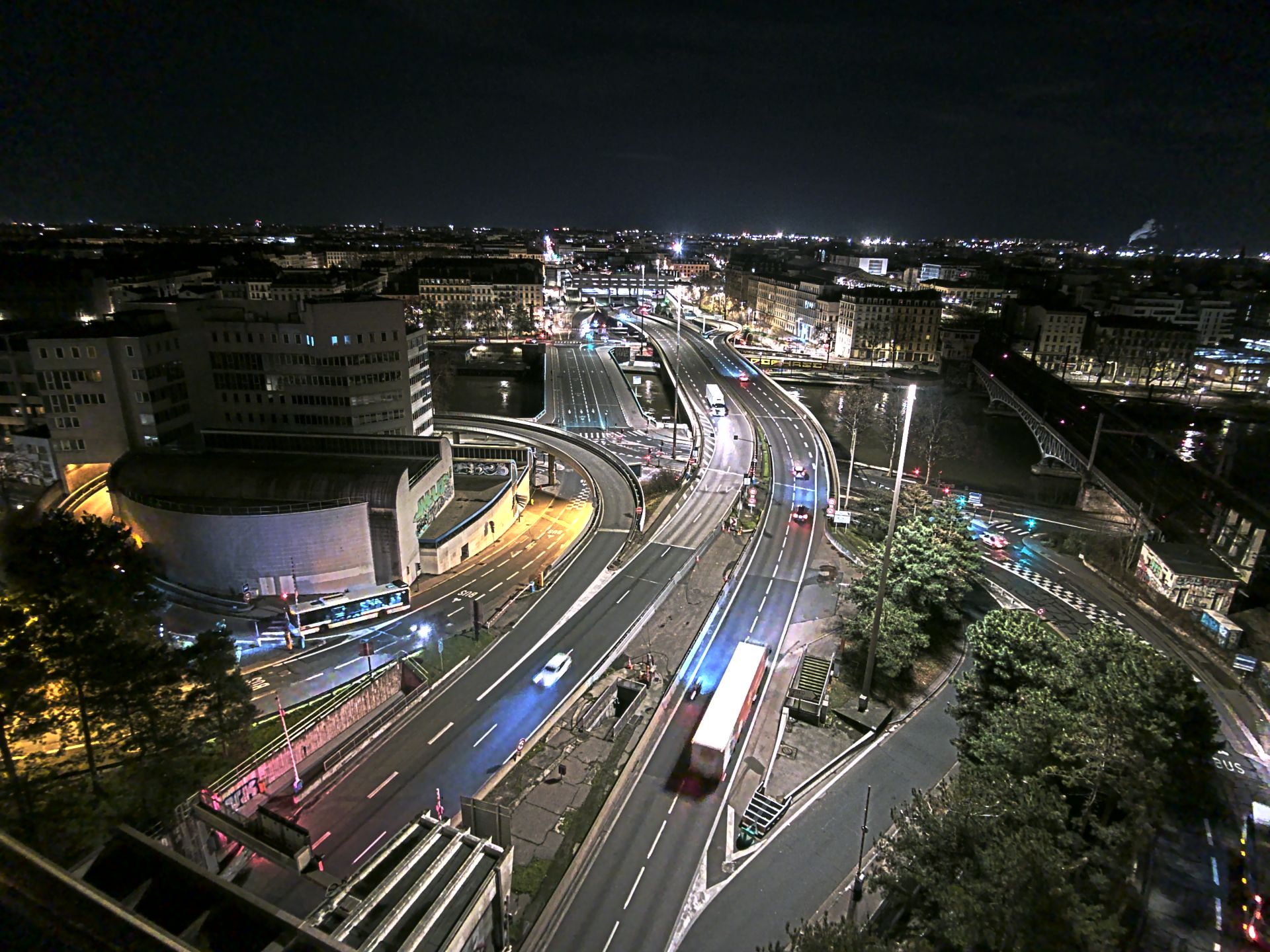 Caméra autoroute à Lyon Perrache à l'entrée Sud du Tunnel sous Fourvière, en direction de Marseille