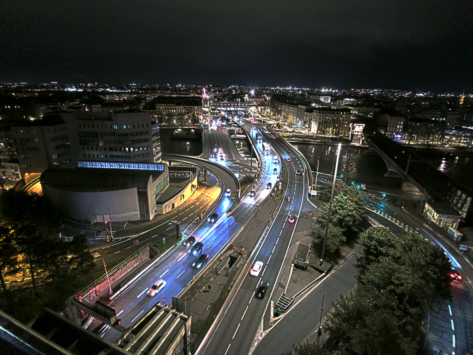 Caméra autoroute à Lyon Perrache à l'entrée Sud du Tunnel sous Fourvière, en direction de Marseille