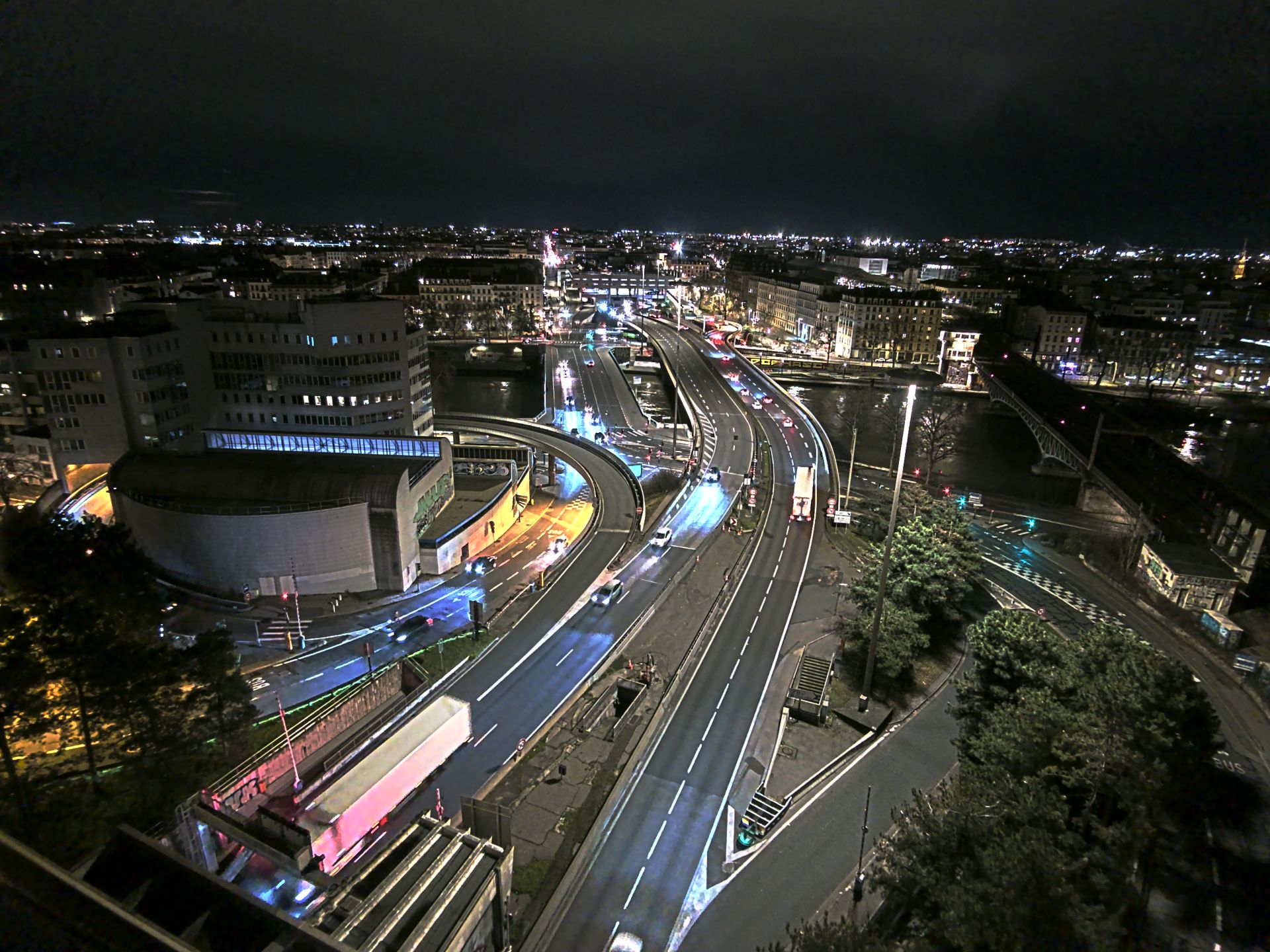 Caméra autoroute à Lyon Perrache à l'entrée Sud du Tunnel sous Fourvière, en direction de Marseille