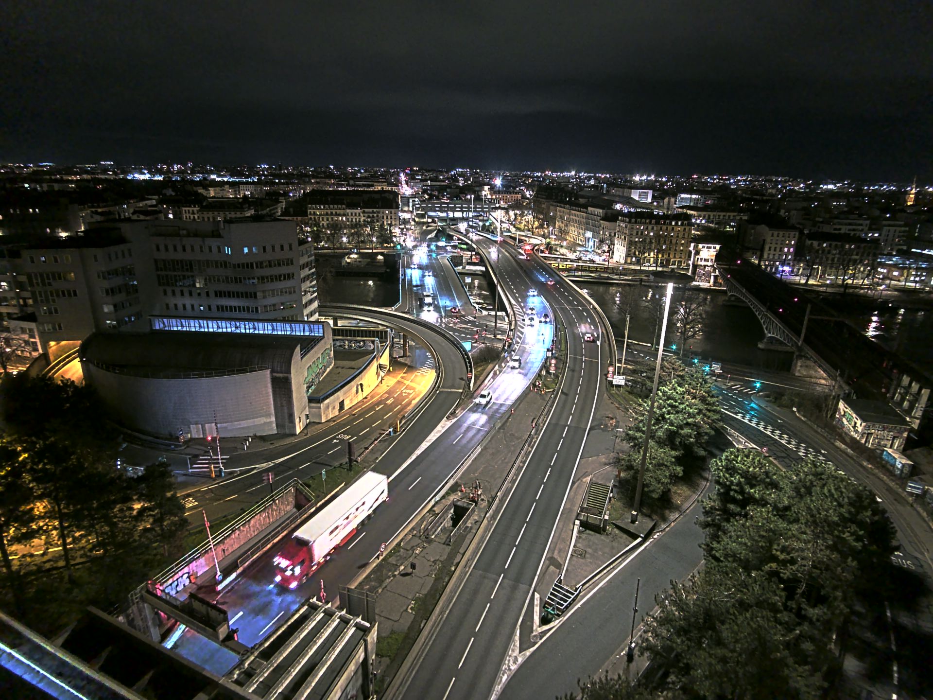 Caméra autoroute à Lyon Perrache à l'entrée Sud du Tunnel sous Fourvière, en direction de Marseille