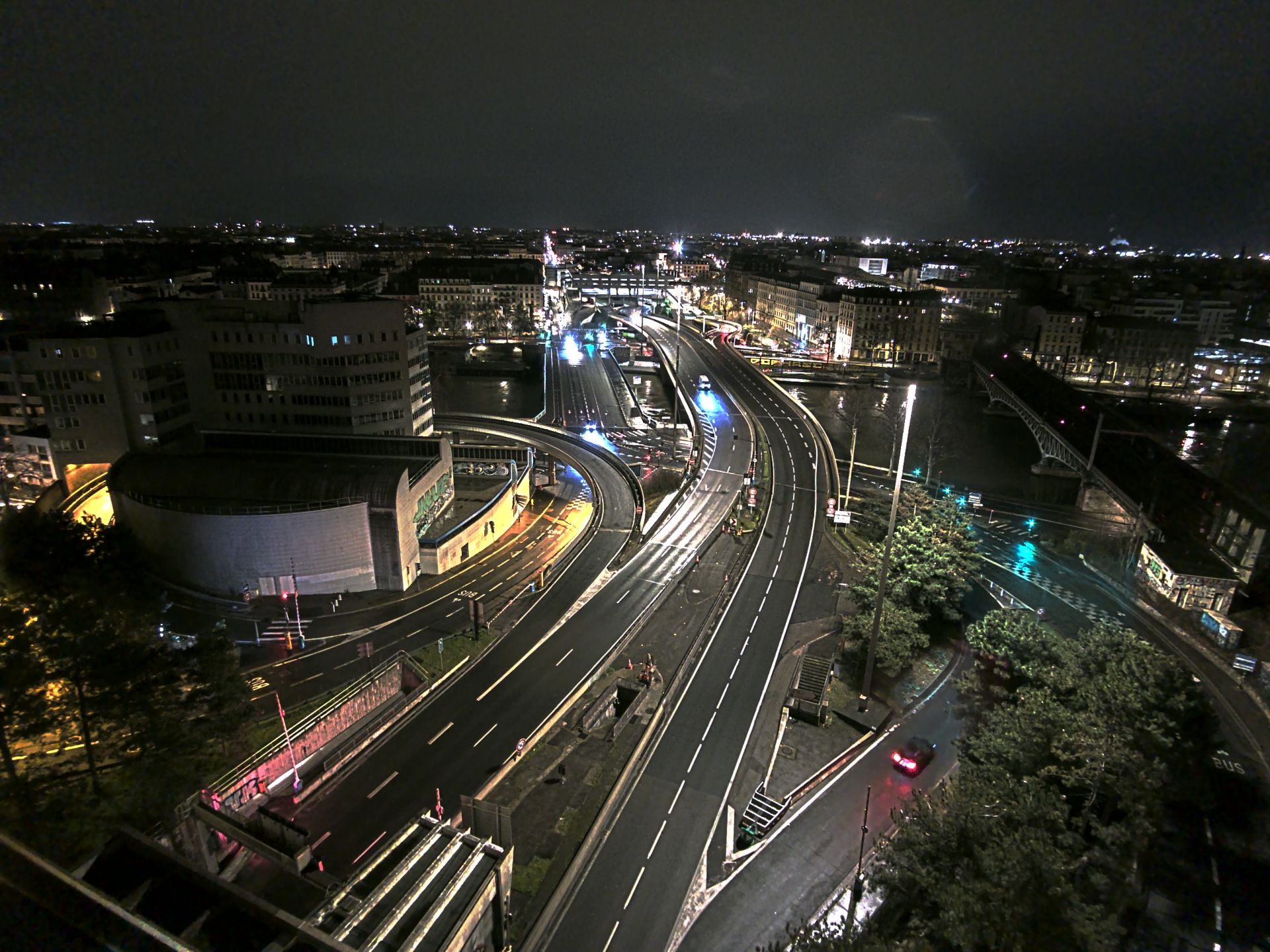 Caméra autoroute à Lyon Perrache à l'entrée Sud du Tunnel sous Fourvière, en direction de Marseille