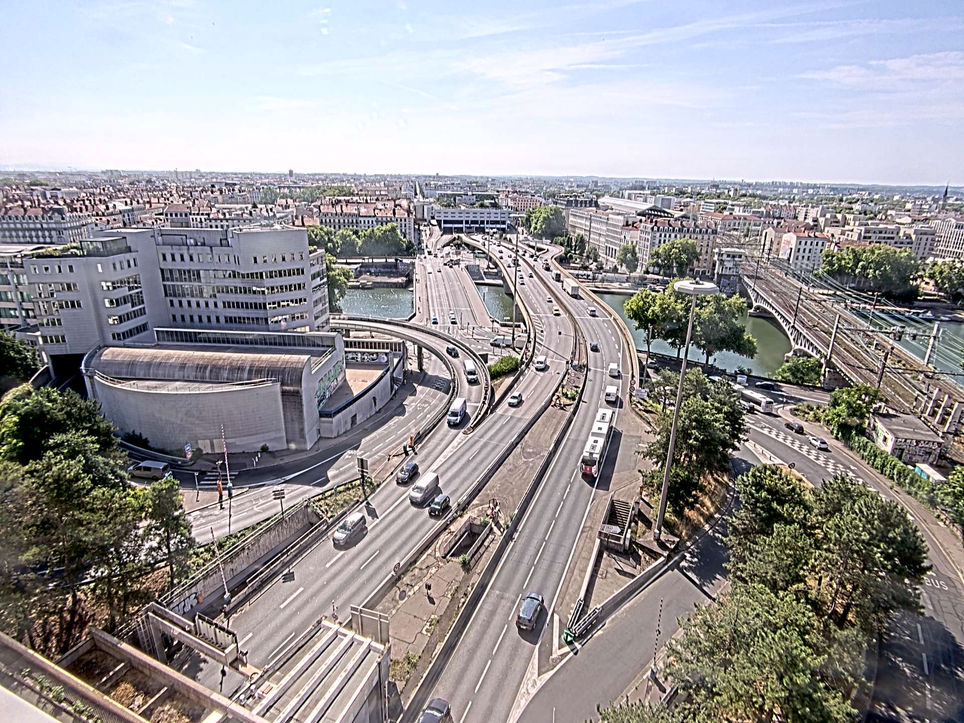 Caméra autoroute à Lyon Perrache à l'entrée Sud du Tunnel sous Fourvière, en direction de Marseille