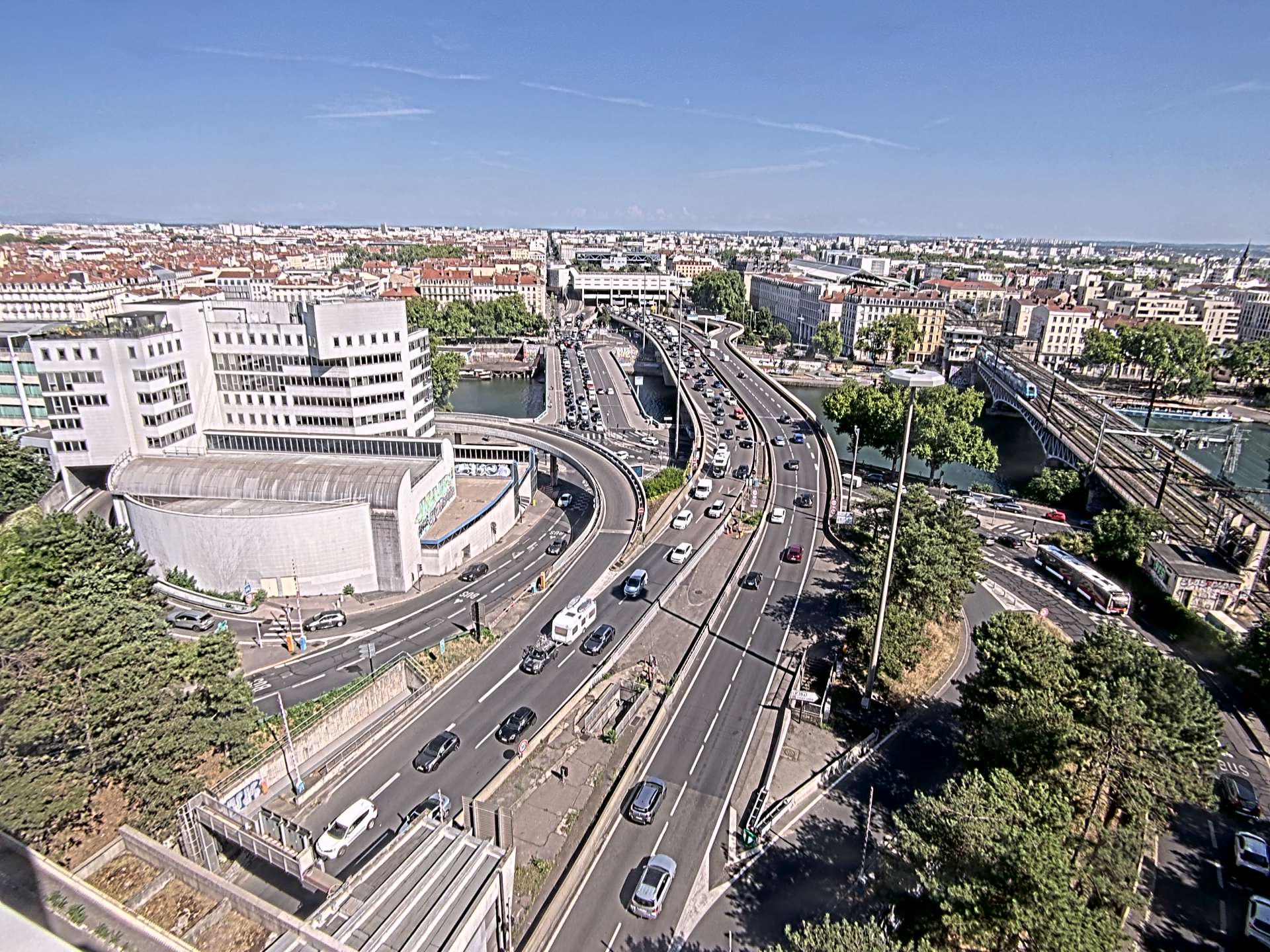 Caméra autoroute à Lyon Perrache à l'entrée Sud du Tunnel sous Fourvière, en direction de Marseille