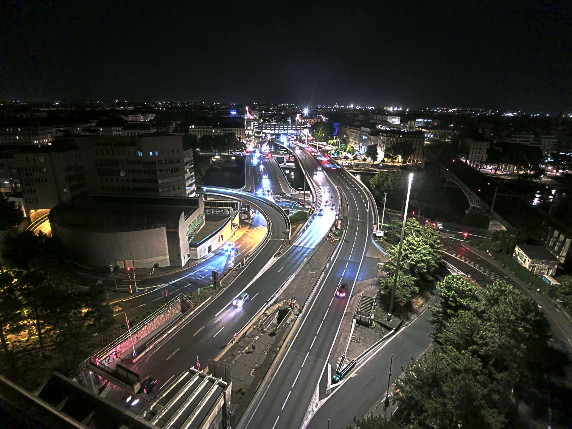 Caméra autoroute à Lyon Perrache à l'entrée Sud du Tunnel sous Fourvière, en direction de Marseille