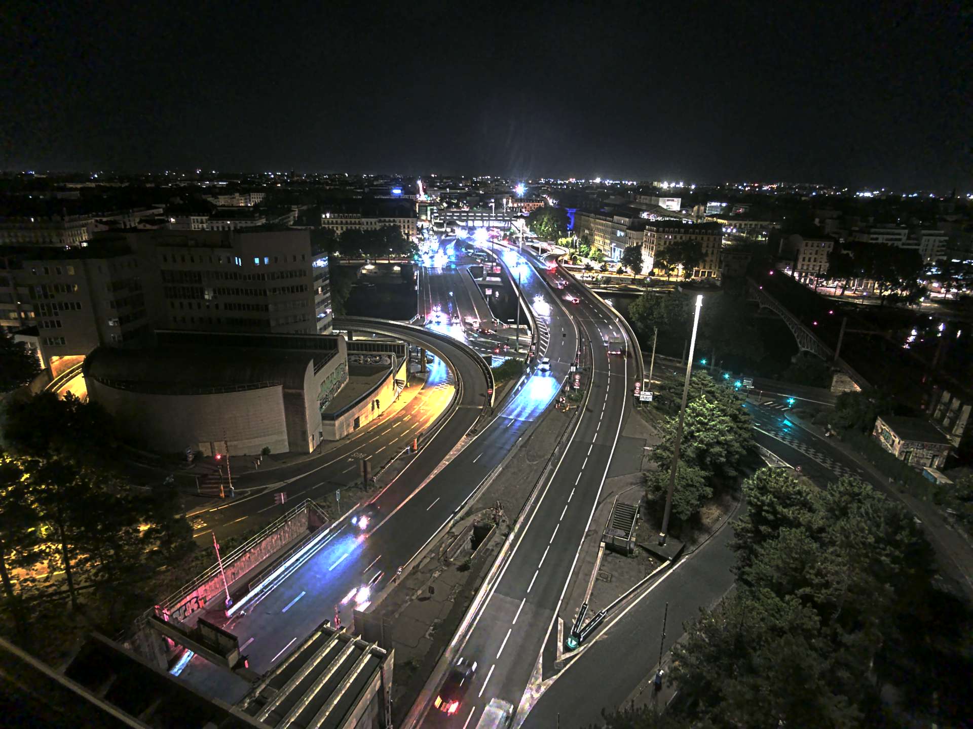 Caméra autoroute à Lyon Perrache à l'entrée Sud du Tunnel sous Fourvière, en direction de Marseille
