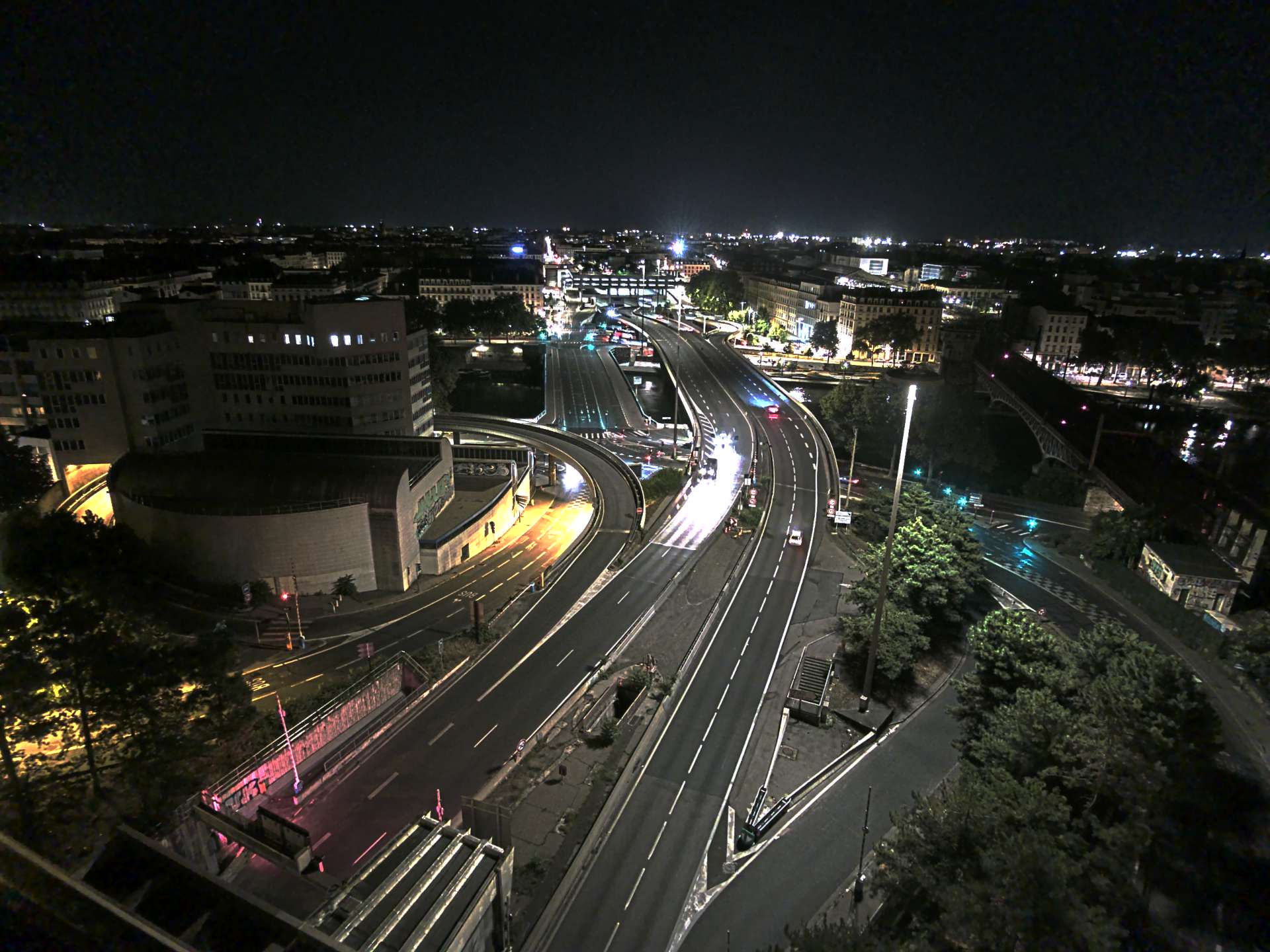 Caméra autoroute à Lyon Perrache à l'entrée Sud du Tunnel sous Fourvière, en direction de Marseille