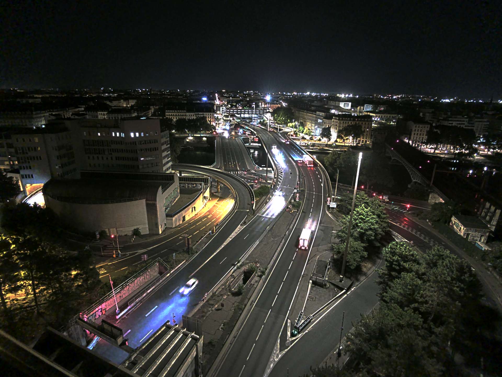 Caméra autoroute à Lyon Perrache à l'entrée Sud du Tunnel sous Fourvière, en direction de Marseille