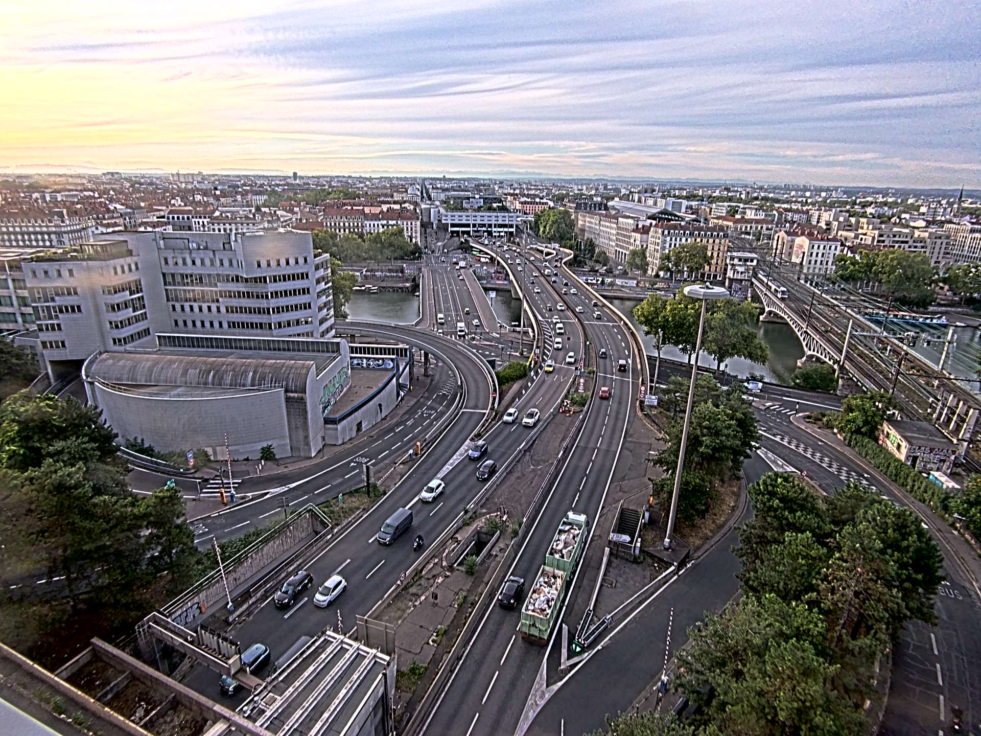 Caméra autoroute à Lyon Perrache à l'entrée Sud du Tunnel sous Fourvière, en direction de Marseille