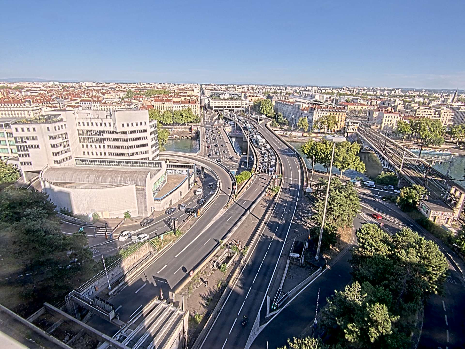 Caméra autoroute à Lyon Perrache à l'entrée Sud du Tunnel sous Fourvière, en direction de Marseille