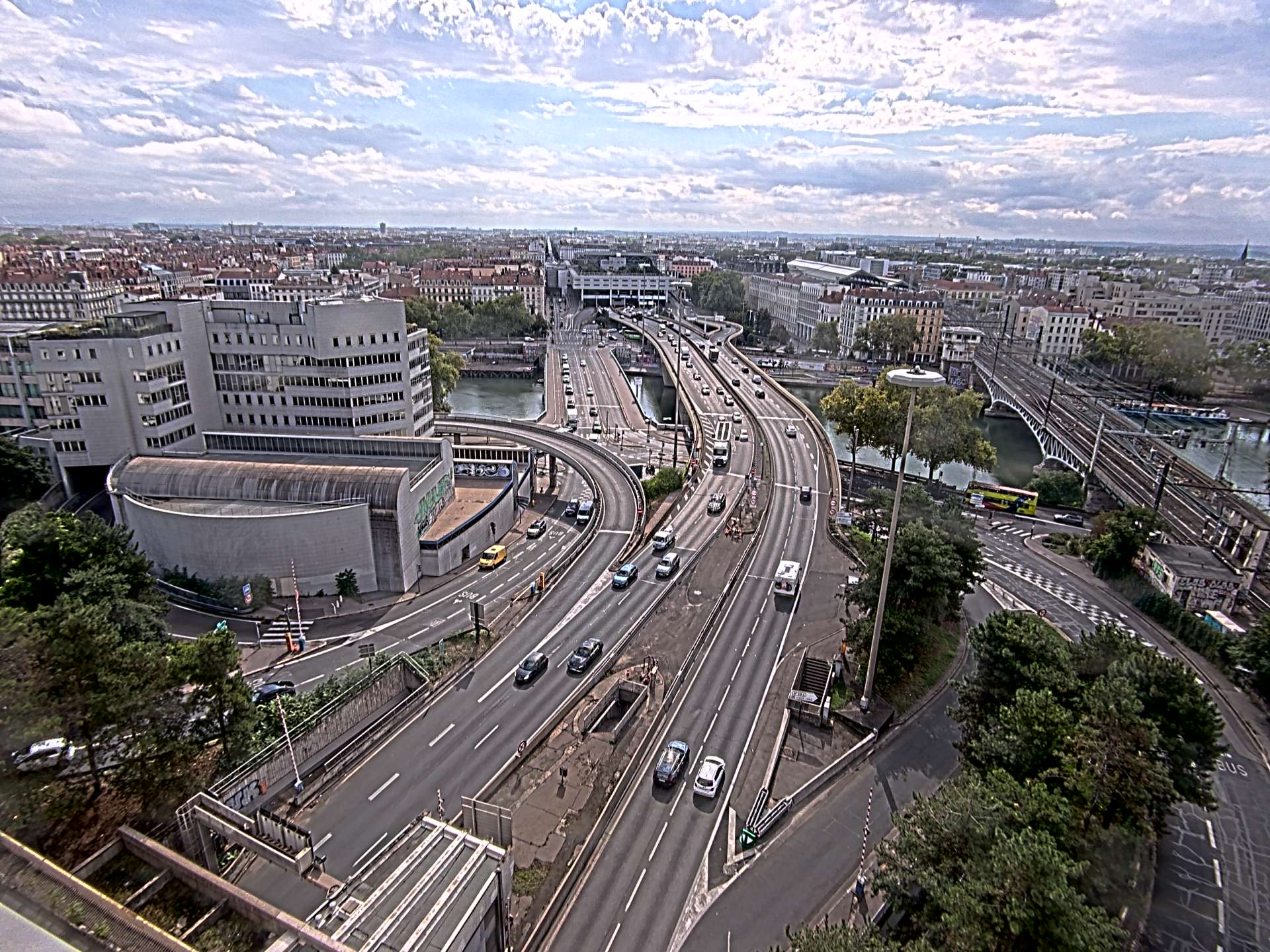 Caméra autoroute à Lyon Perrache à l'entrée Sud du Tunnel sous Fourvière, en direction de Marseille