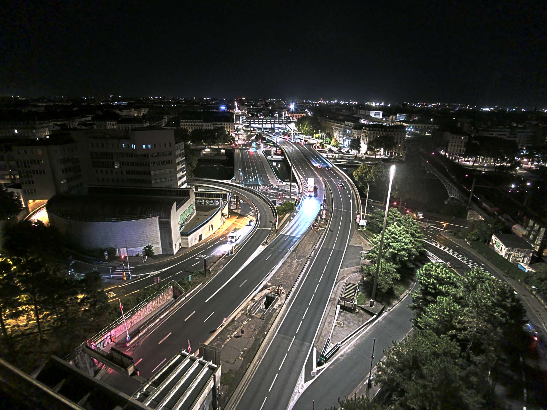 Caméra autoroute à Lyon Perrache à l'entrée Sud du Tunnel sous Fourvière, en direction de Marseille