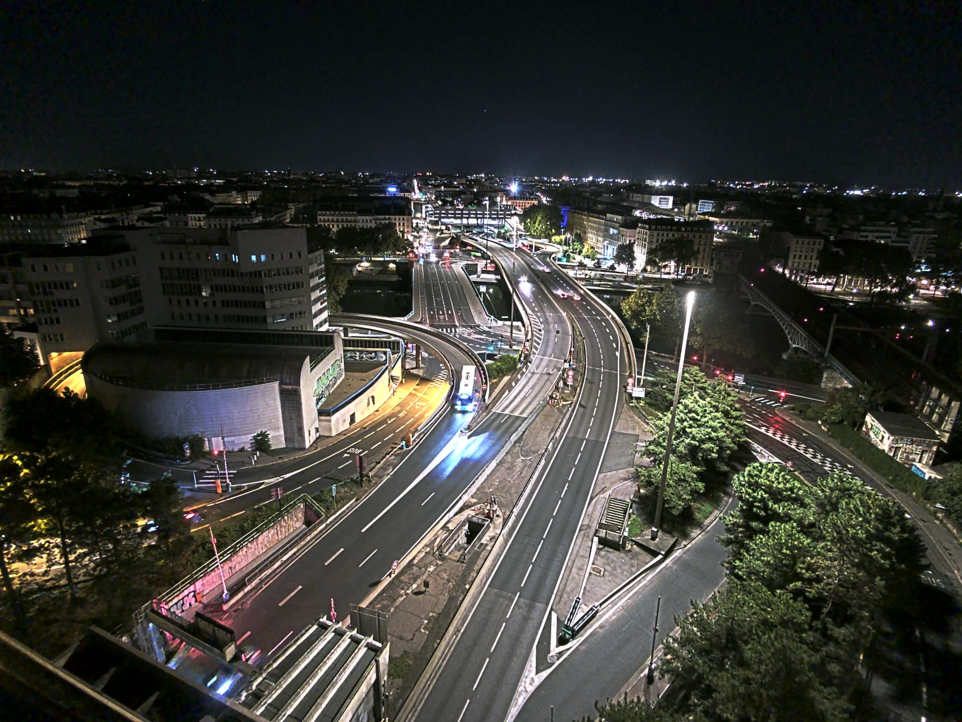 Caméra autoroute à Lyon Perrache à l'entrée Sud du Tunnel sous Fourvière, en direction de Marseille