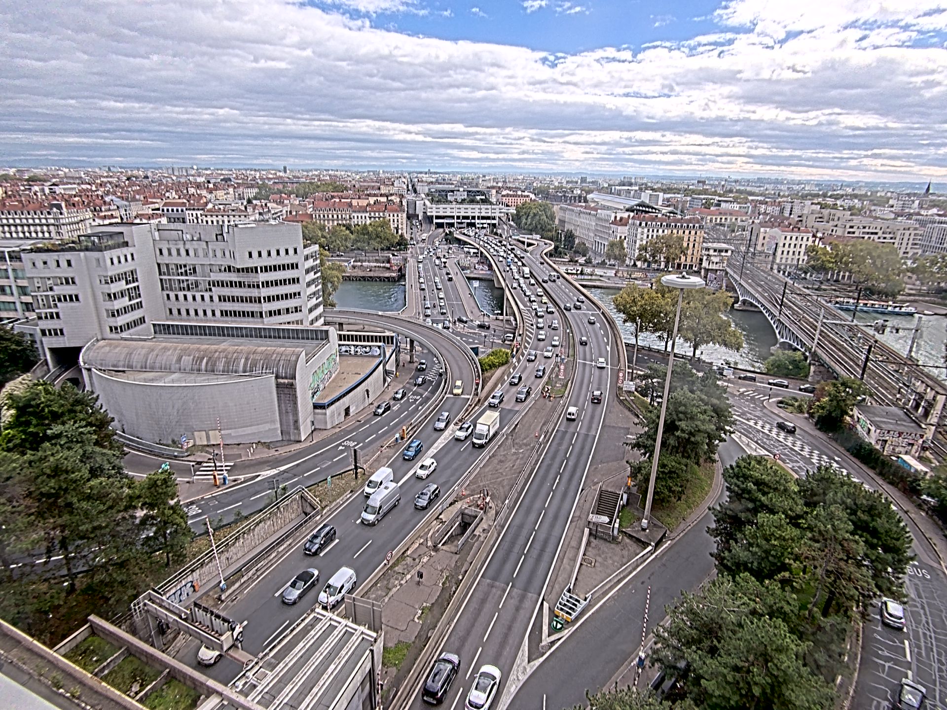Caméra autoroute à Lyon Perrache à l'entrée Sud du Tunnel sous Fourvière, en direction de Marseille