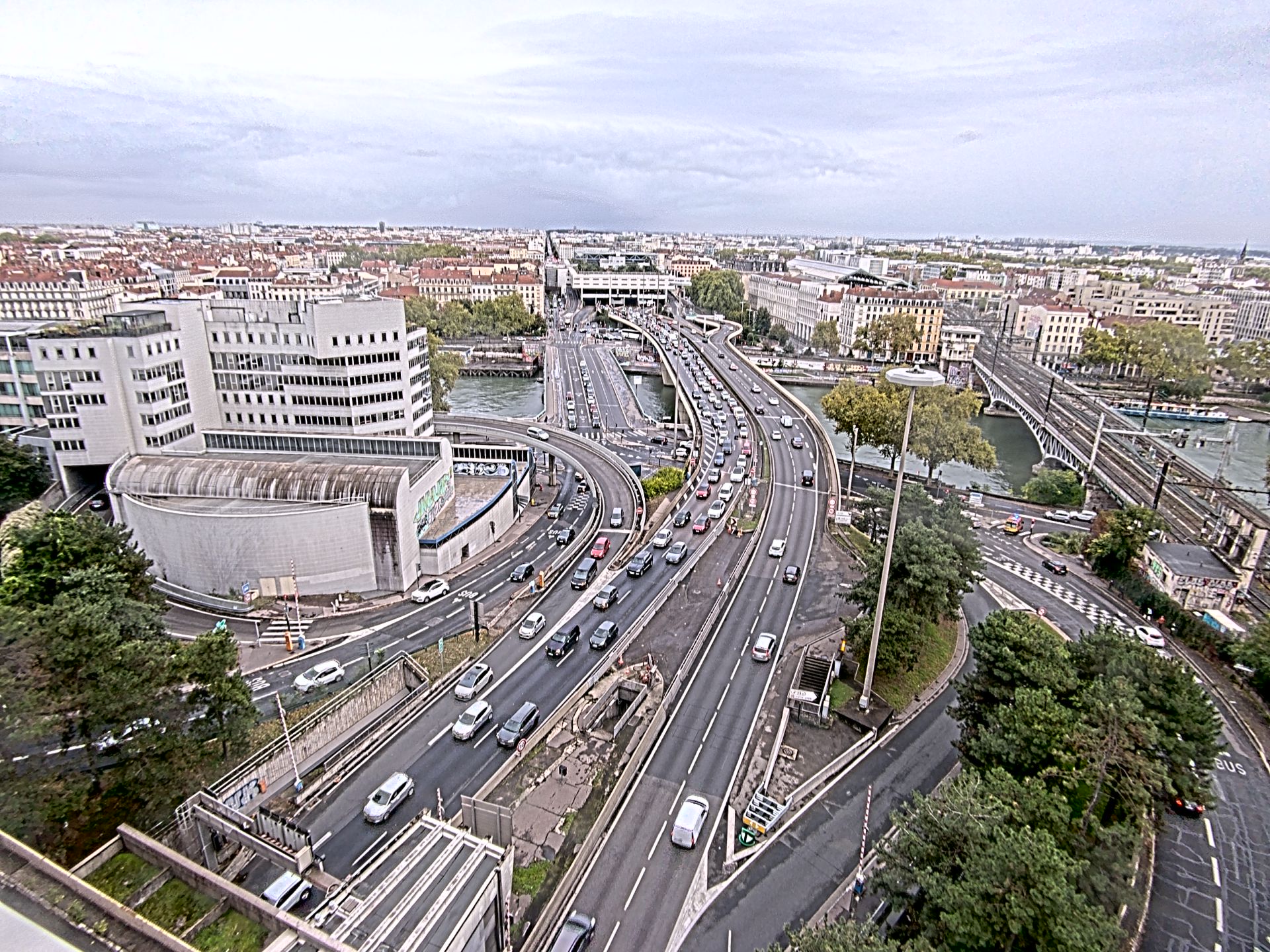 Caméra autoroute à Lyon Perrache à l'entrée Sud du Tunnel sous Fourvière, en direction de Marseille