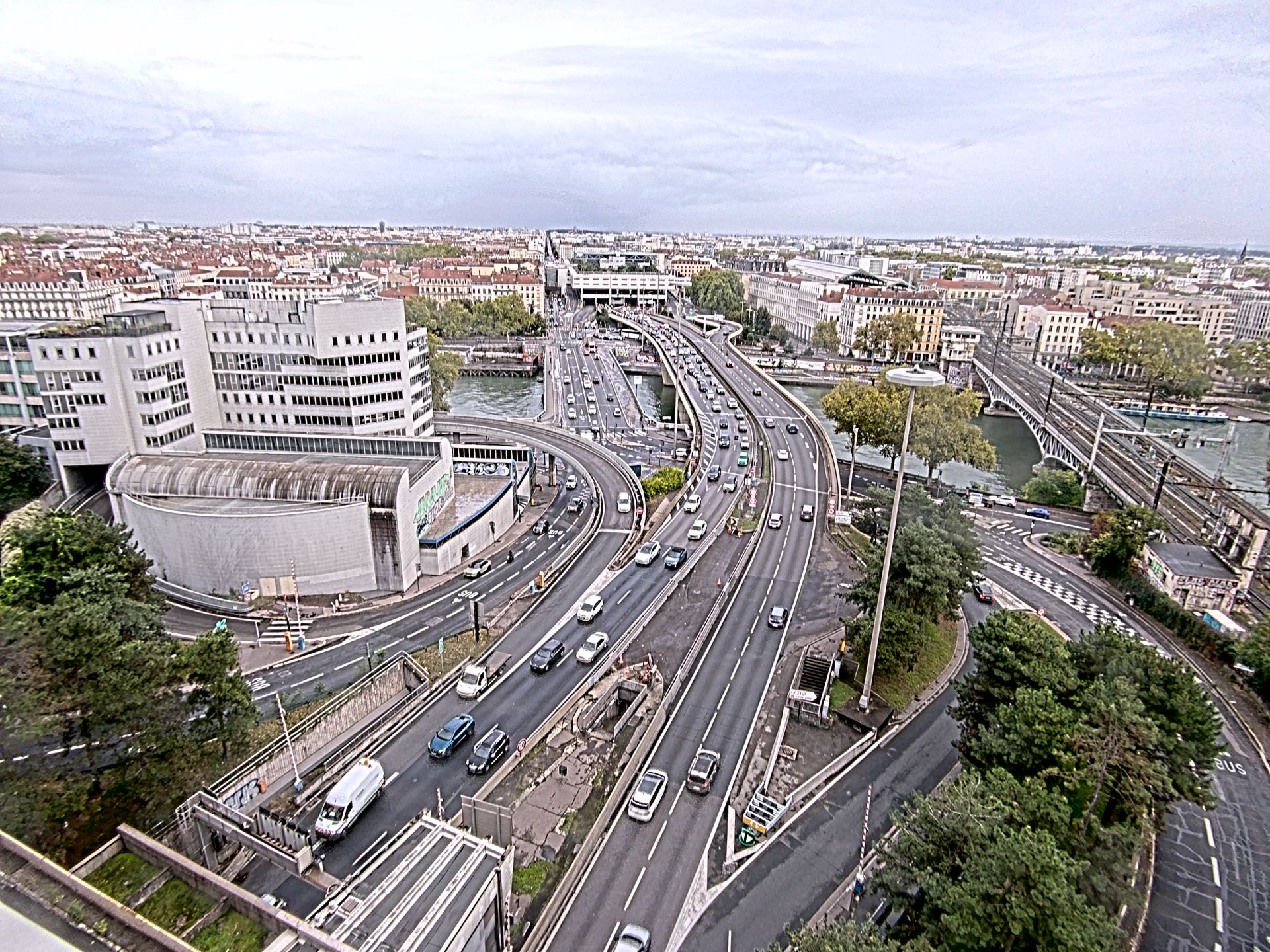 Caméra autoroute à Lyon Perrache à l'entrée Sud du Tunnel sous Fourvière, en direction de Marseille