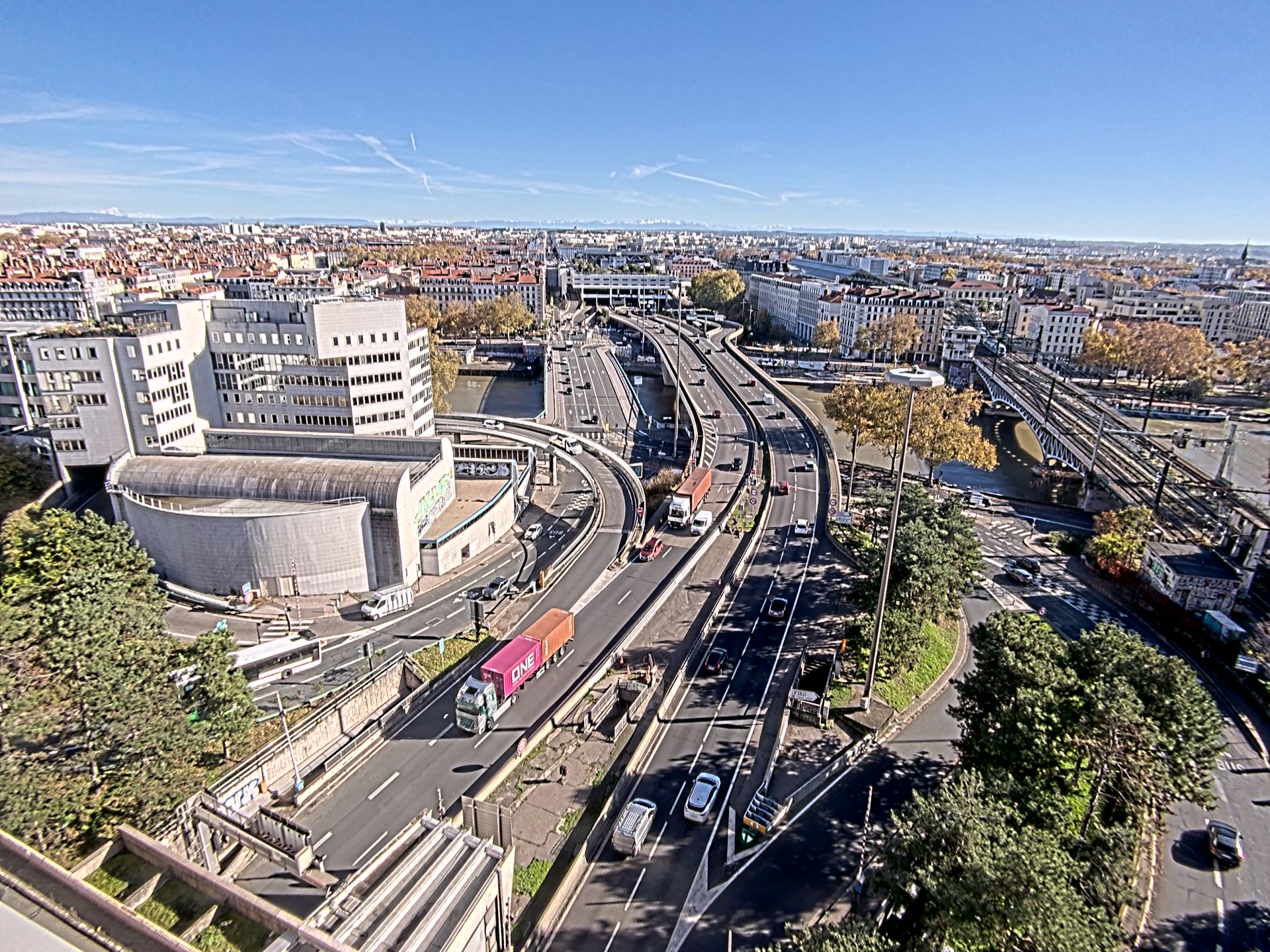 Caméra autoroute à Lyon Perrache à l'entrée Sud du Tunnel sous Fourvière, en direction de Marseille