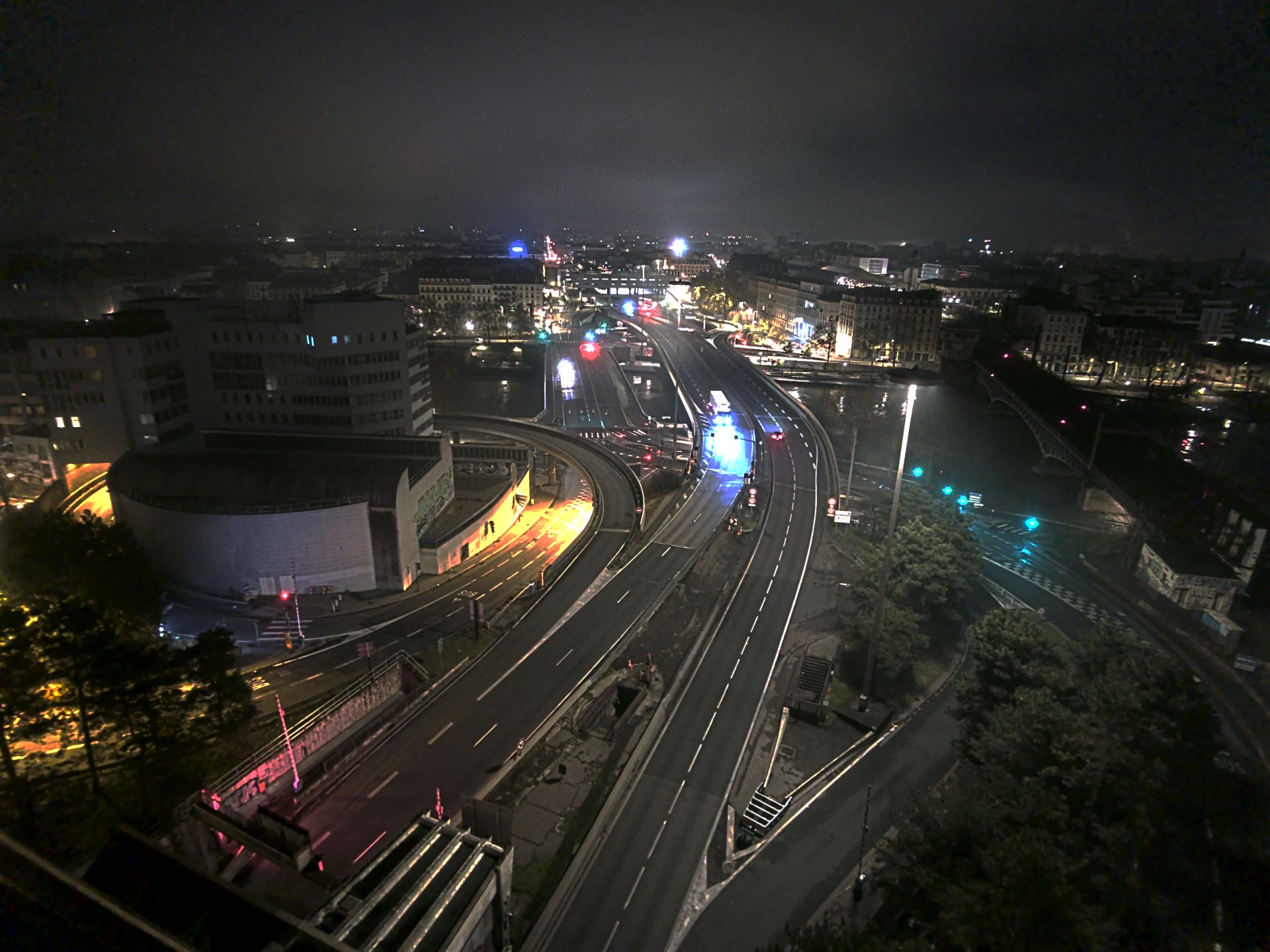 Caméra autoroute à Lyon Perrache à l'entrée Sud du Tunnel sous Fourvière, en direction de Marseille