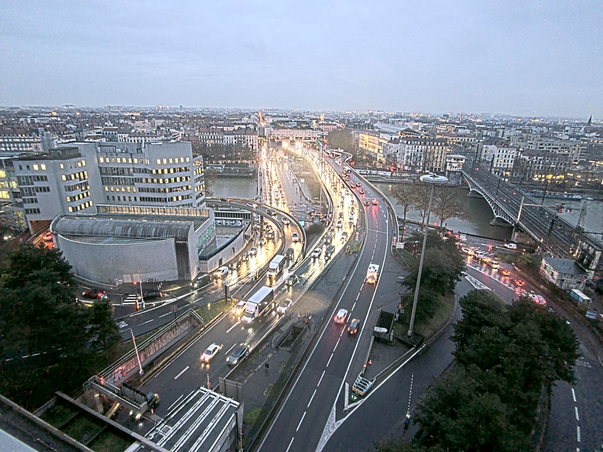 Caméra autoroute à Lyon Perrache à l'entrée Sud du Tunnel sous Fourvière, en direction de Marseille