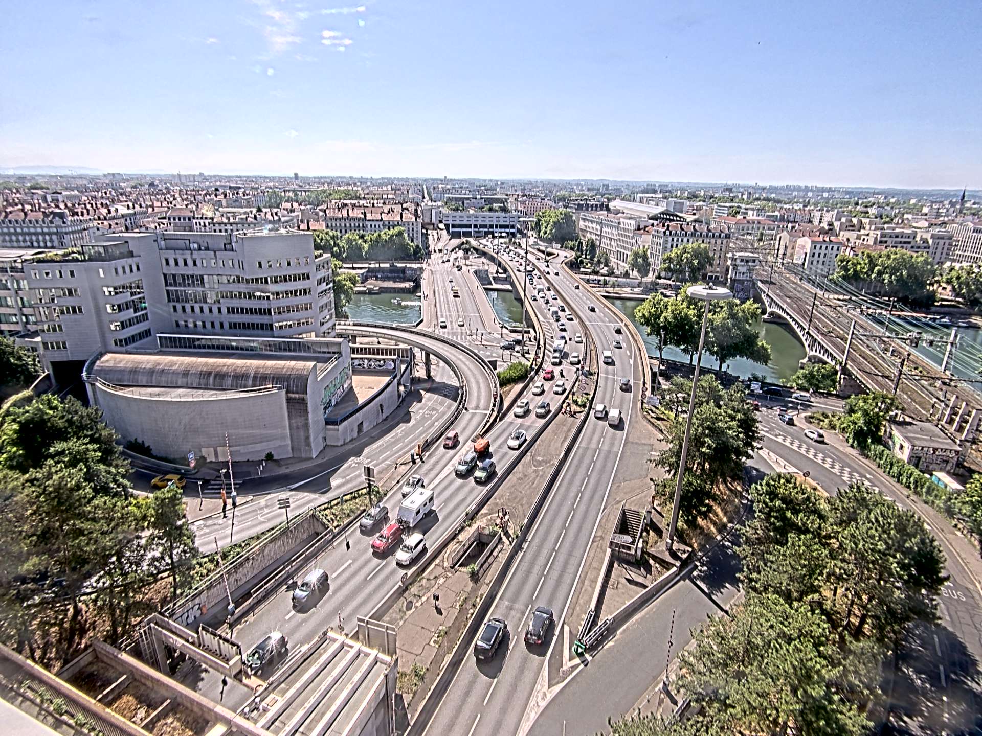 Caméra autoroute à Lyon Perrache à l'entrée Sud du Tunnel sous Fourvière, en direction de Marseille