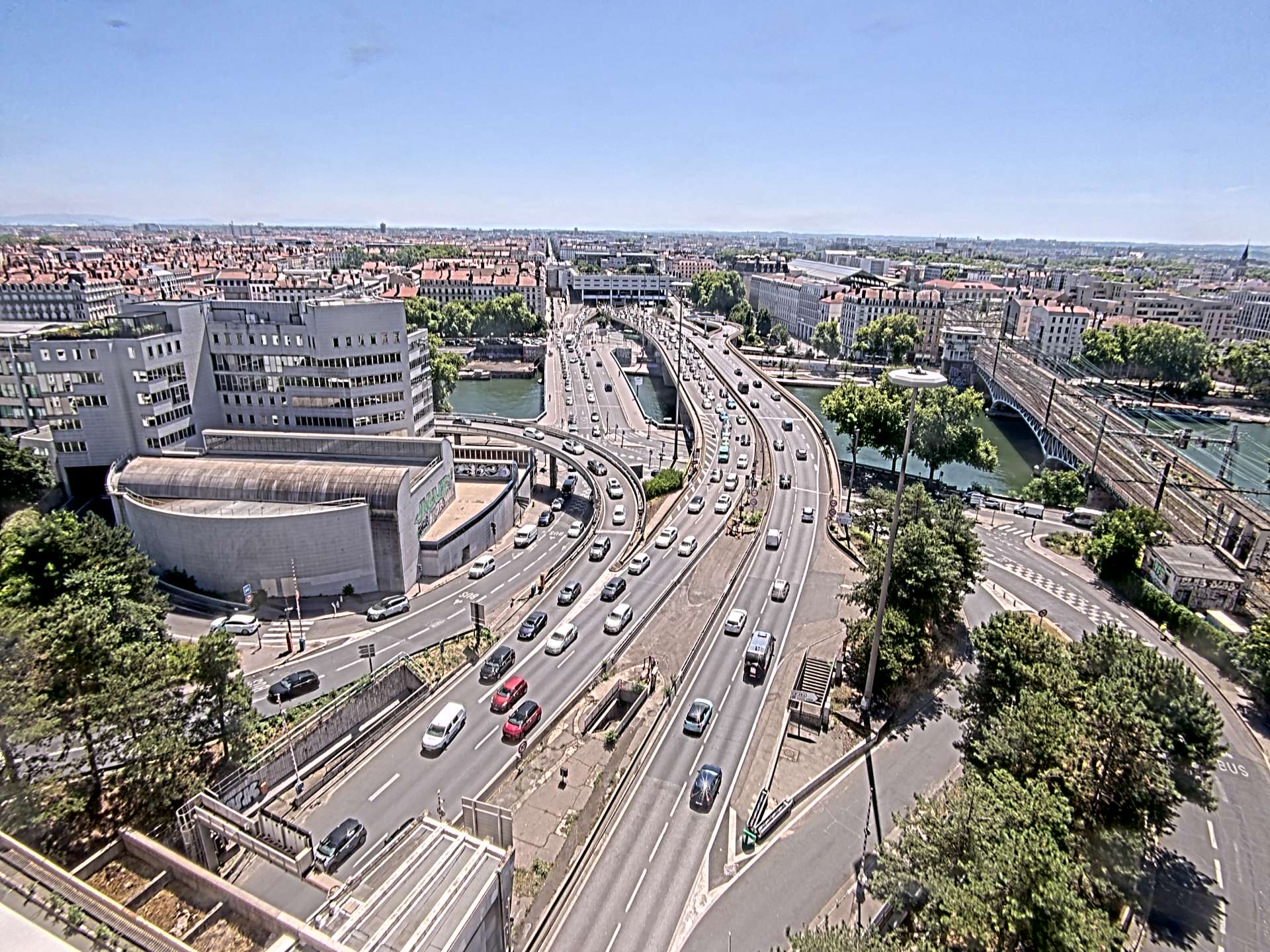 Caméra autoroute à Lyon Perrache à l'entrée Sud du Tunnel sous Fourvière, en direction de Marseille
