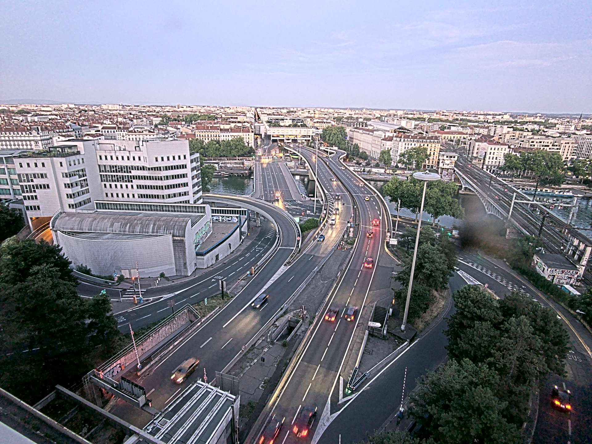 Caméra autoroute à Lyon Perrache à l'entrée Sud du Tunnel sous Fourvière, en direction de Marseille