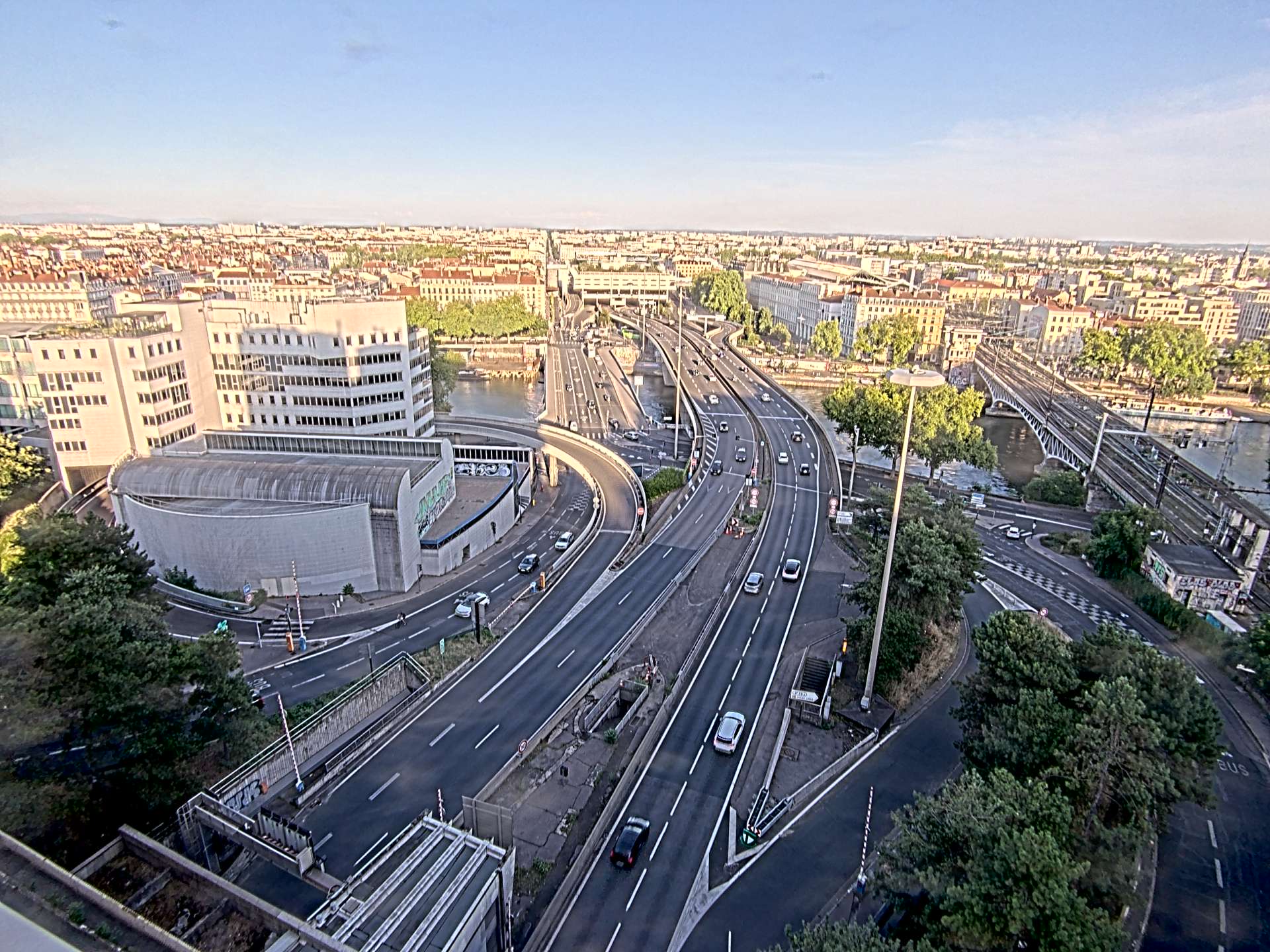 Caméra autoroute à Lyon Perrache à l'entrée Sud du Tunnel sous Fourvière, en direction de Marseille