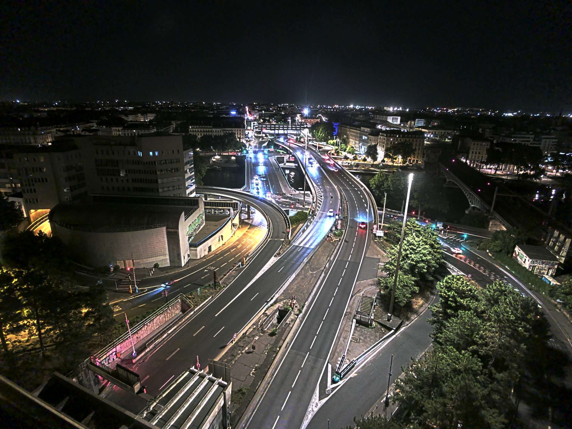 Caméra autoroute à Lyon Perrache à l'entrée Sud du Tunnel sous Fourvière, en direction de Marseille