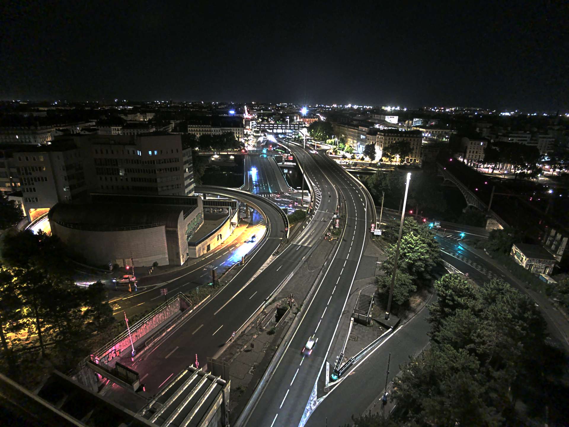 Caméra autoroute à Lyon Perrache à l'entrée Sud du Tunnel sous Fourvière, en direction de Marseille