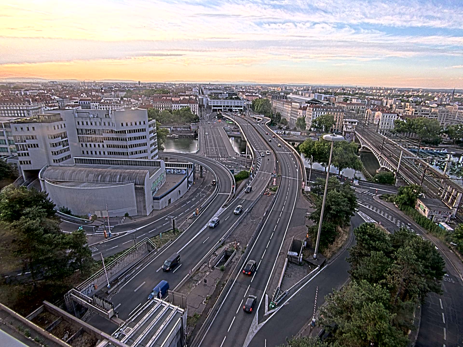 Caméra autoroute à Lyon Perrache à l'entrée Sud du Tunnel sous Fourvière, en direction de Marseille