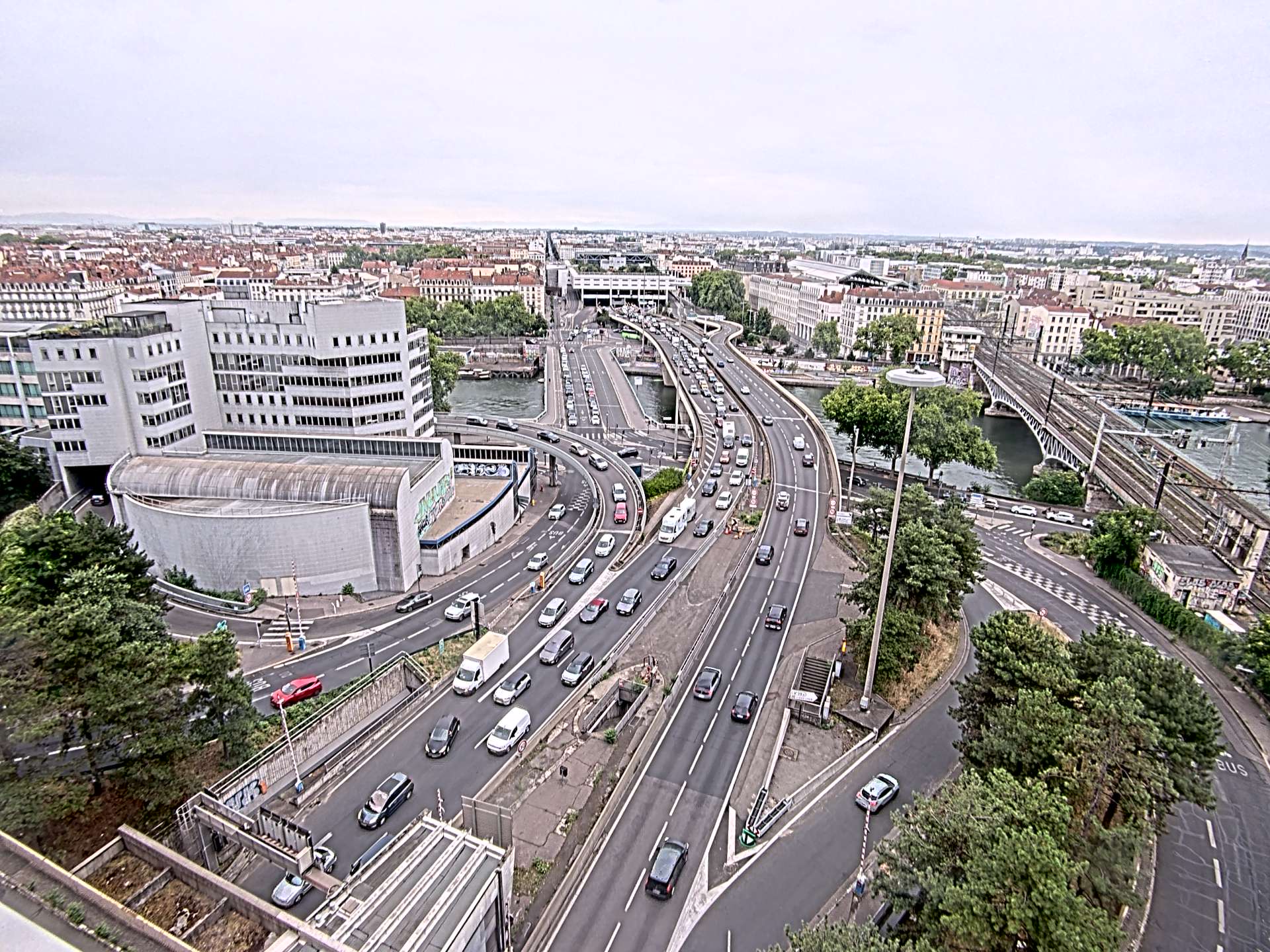 Caméra autoroute à Lyon Perrache à l'entrée Sud du Tunnel sous Fourvière, en direction de Marseille
