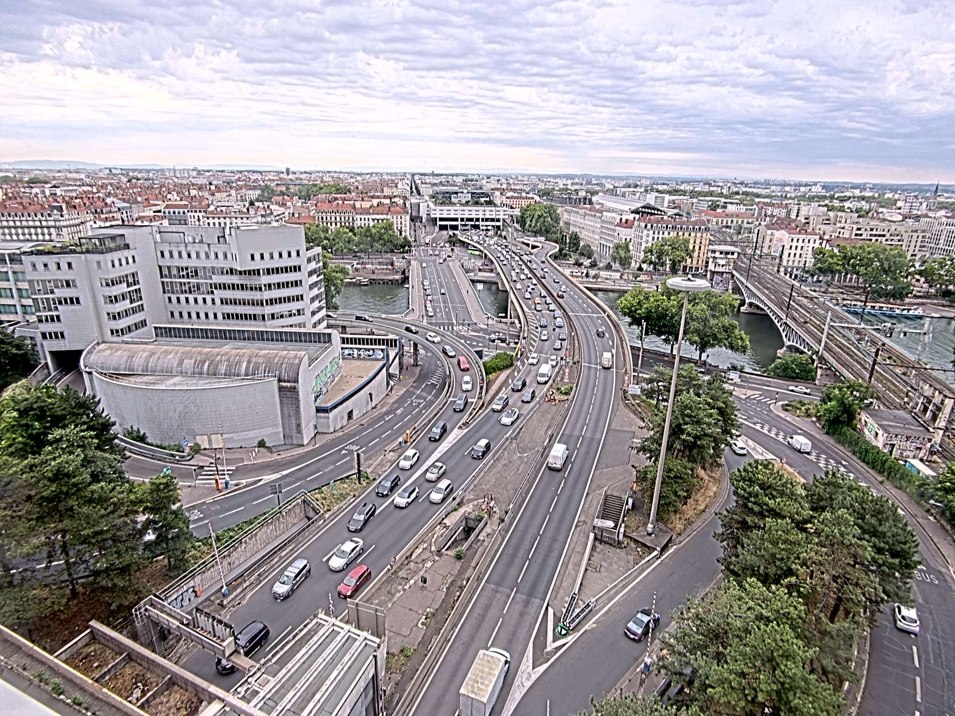 Caméra autoroute à Lyon Perrache à l'entrée Sud du Tunnel sous Fourvière, en direction de Marseille
