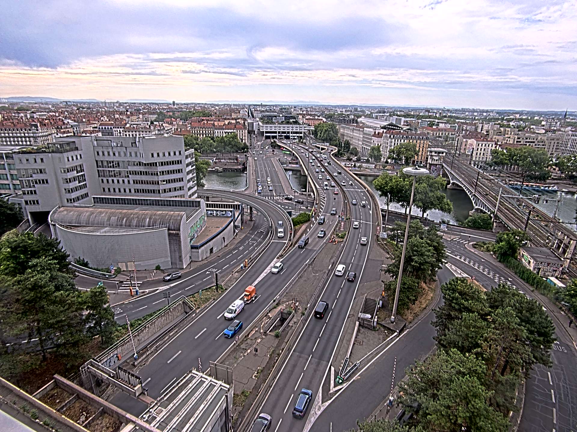 Caméra autoroute à Lyon Perrache à l'entrée Sud du Tunnel sous Fourvière, en direction de Marseille