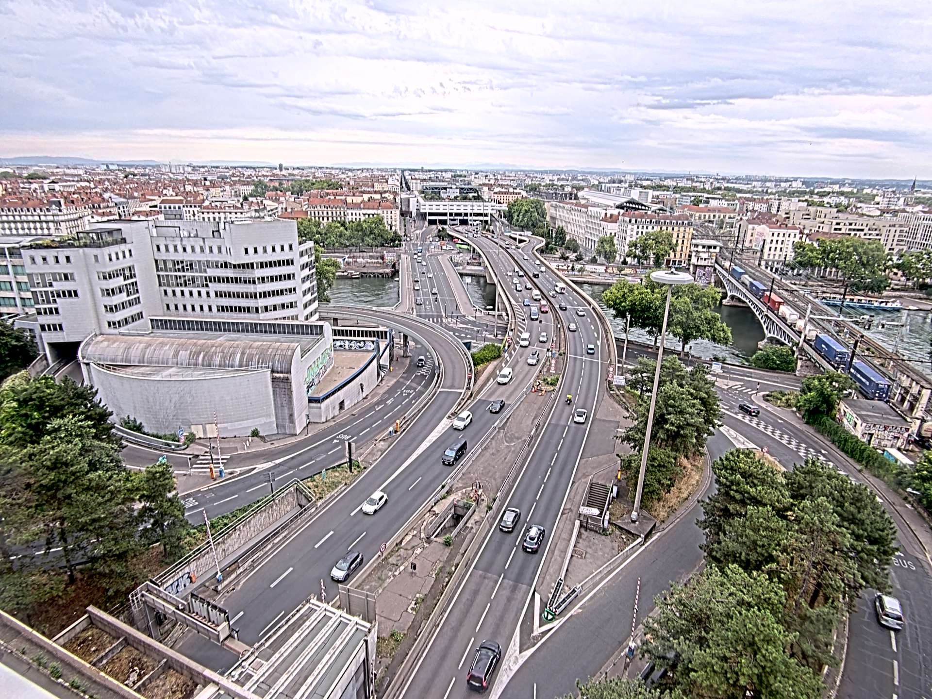 Caméra autoroute à Lyon Perrache à l'entrée Sud du Tunnel sous Fourvière, en direction de Marseille