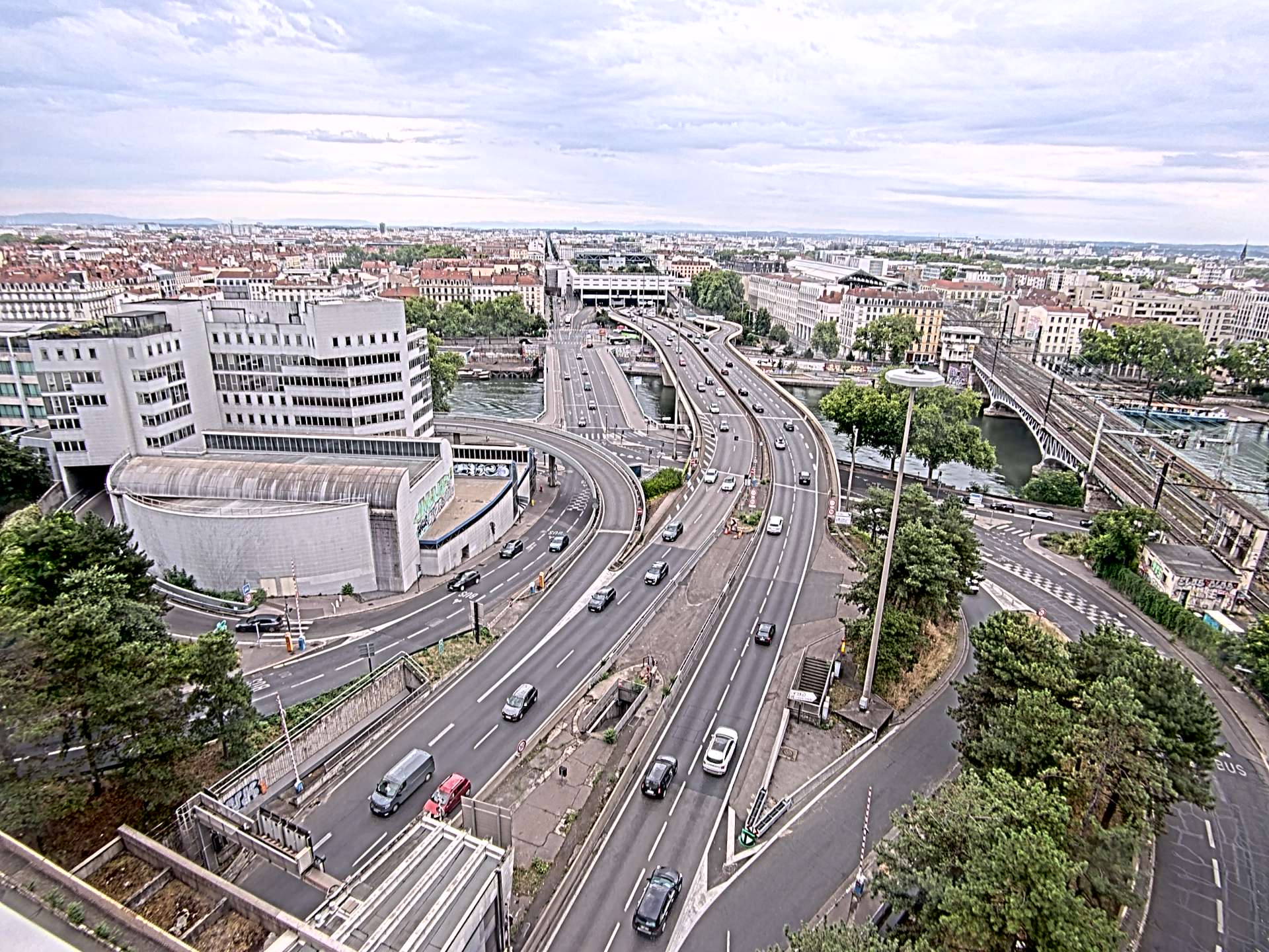 Caméra autoroute à Lyon Perrache à l'entrée Sud du Tunnel sous Fourvière, en direction de Marseille