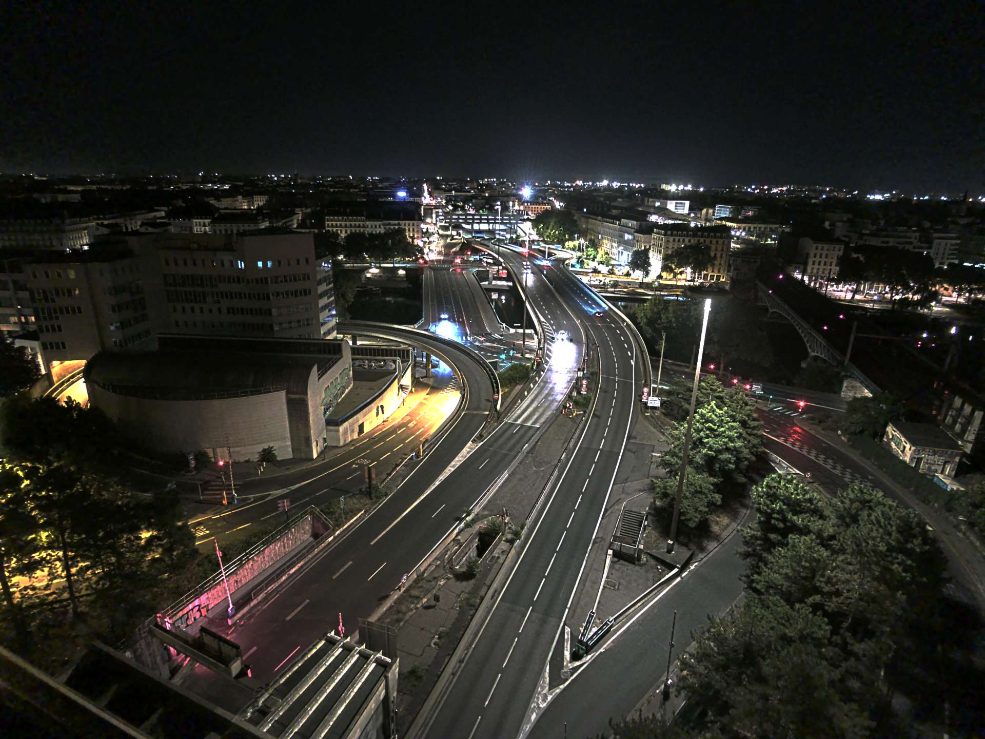 Caméra autoroute à Lyon Perrache à l'entrée Sud du Tunnel sous Fourvière, en direction de Marseille