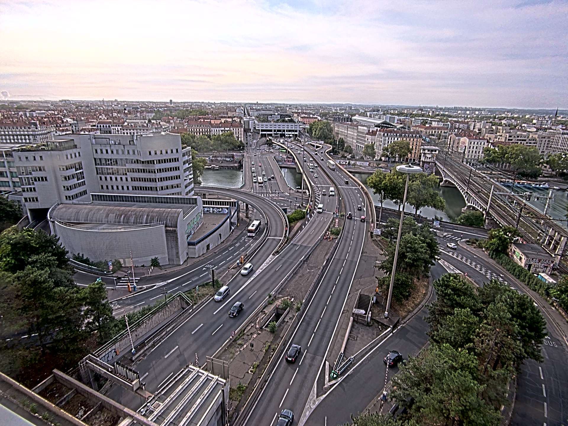 Caméra autoroute à Lyon Perrache à l'entrée Sud du Tunnel sous Fourvière, en direction de Marseille