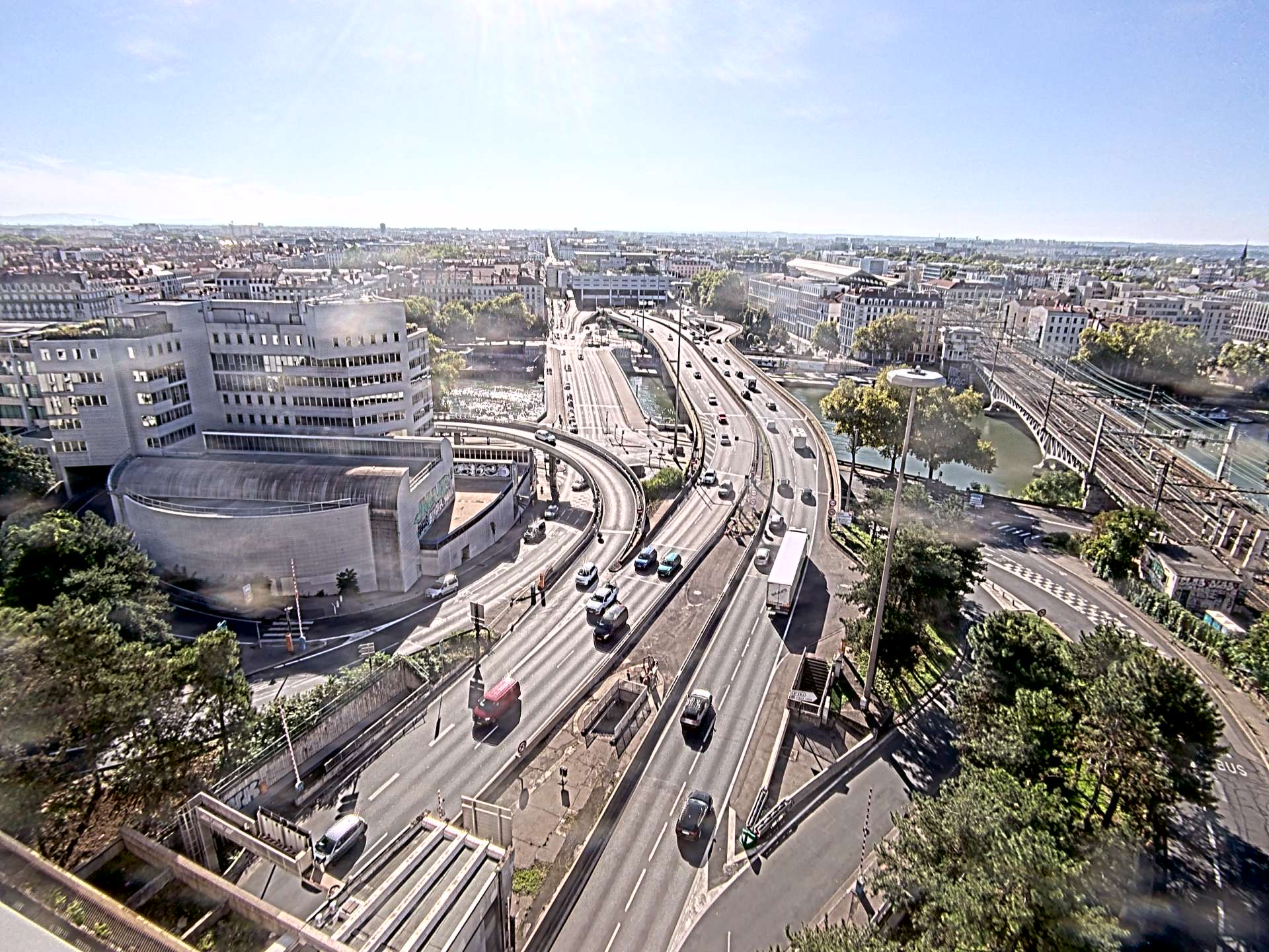Caméra autoroute à Lyon Perrache à l'entrée Sud du Tunnel sous Fourvière, en direction de Marseille