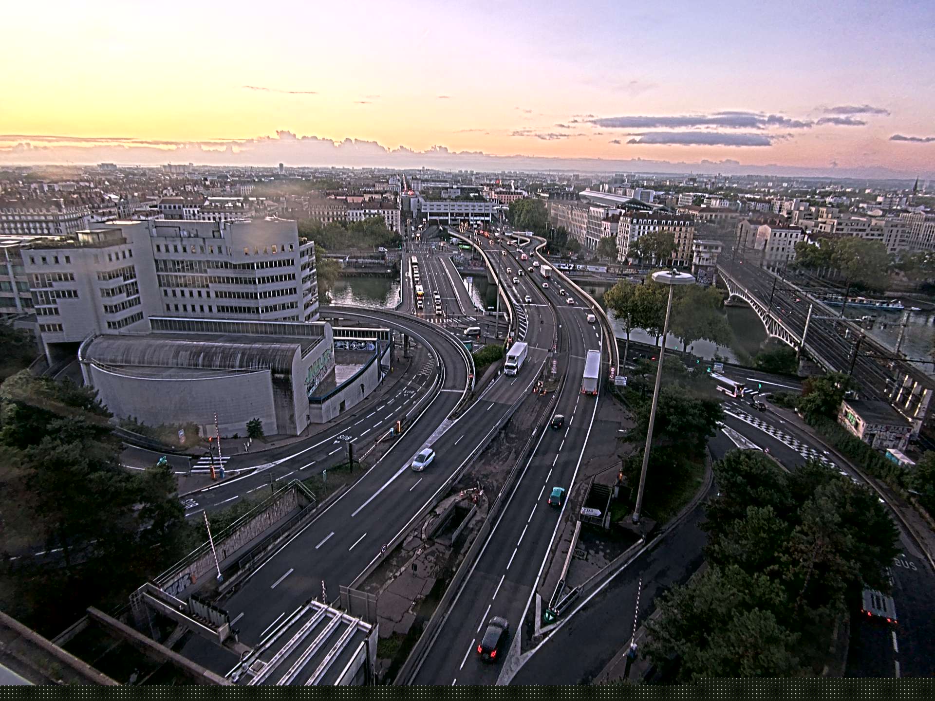 Caméra autoroute à Lyon Perrache à l'entrée Sud du Tunnel sous Fourvière, en direction de Marseille