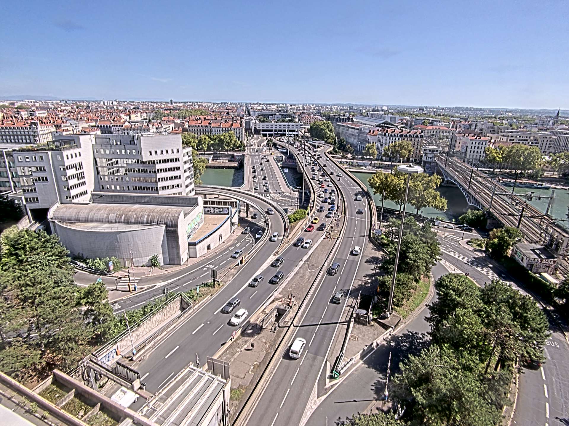 Caméra autoroute à Lyon Perrache à l'entrée Sud du Tunnel sous Fourvière, en direction de Marseille