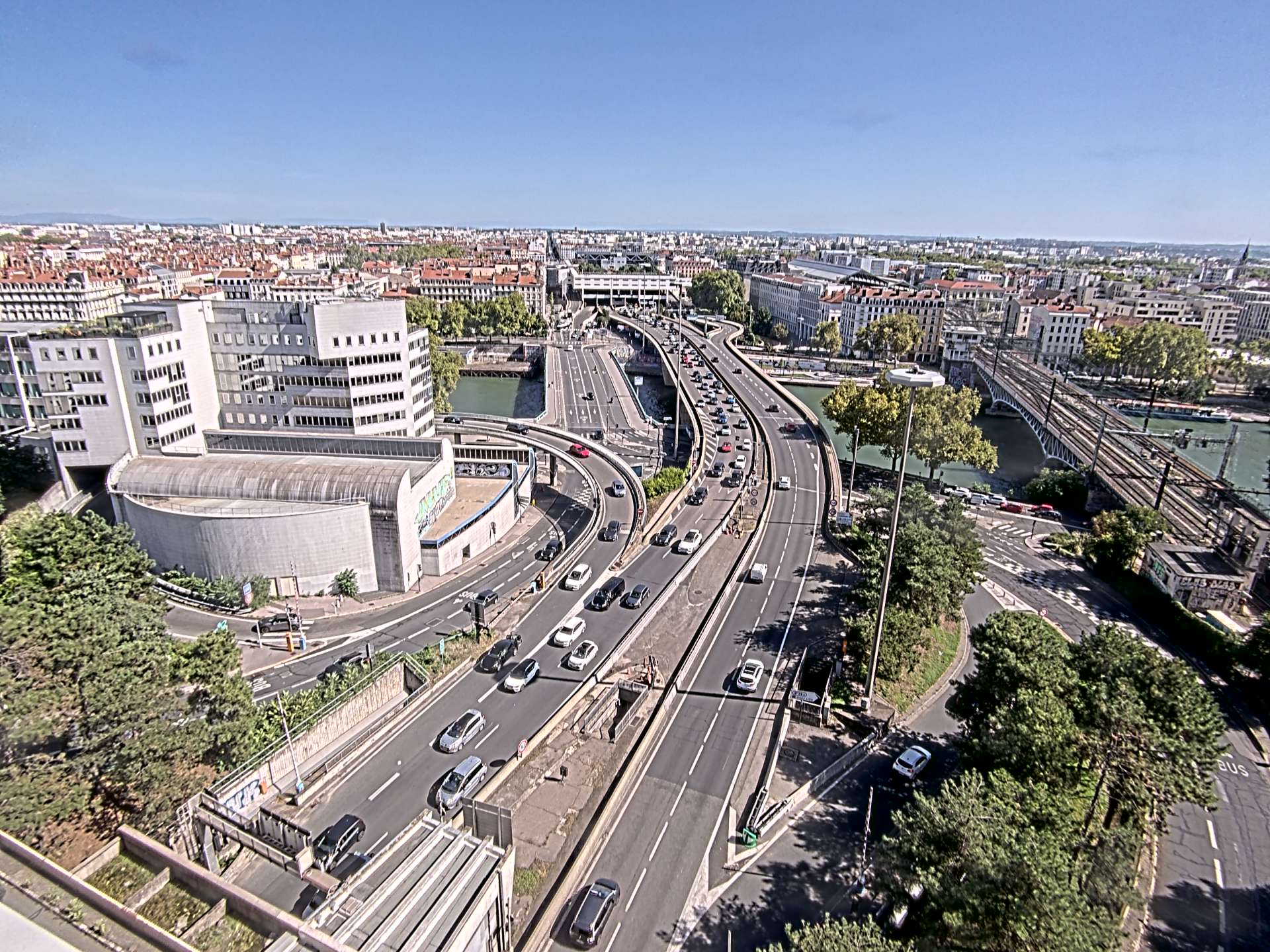 Caméra autoroute à Lyon Perrache à l'entrée Sud du Tunnel sous Fourvière, en direction de Marseille