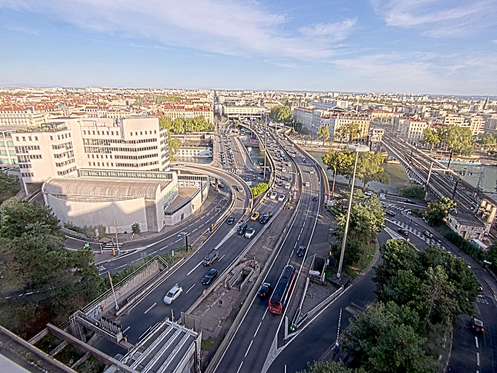 Caméra autoroute à Lyon Perrache à l'entrée Sud du Tunnel sous Fourvière, en direction de Marseille
