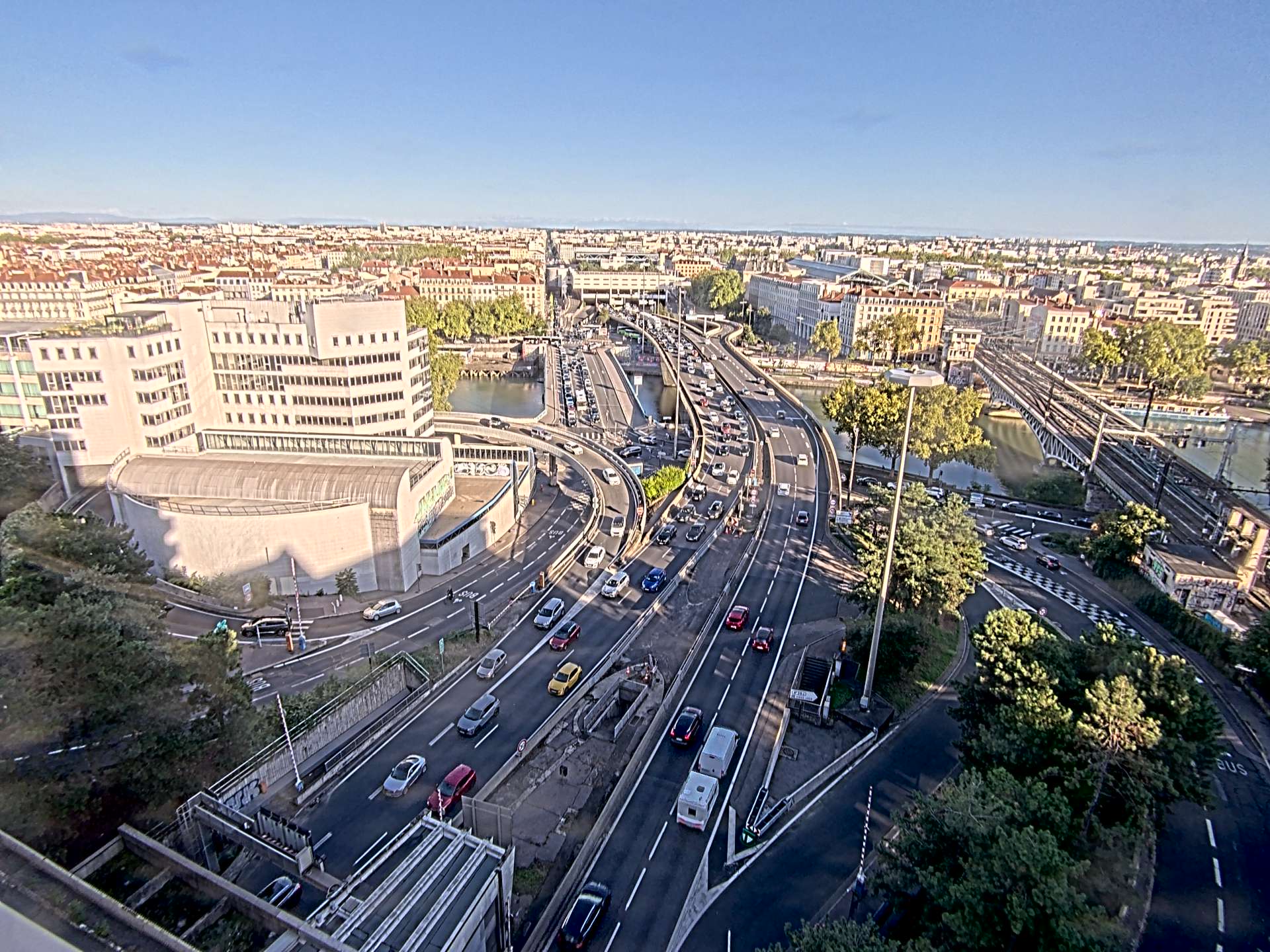 Caméra autoroute à Lyon Perrache à l'entrée Sud du Tunnel sous Fourvière, en direction de Marseille