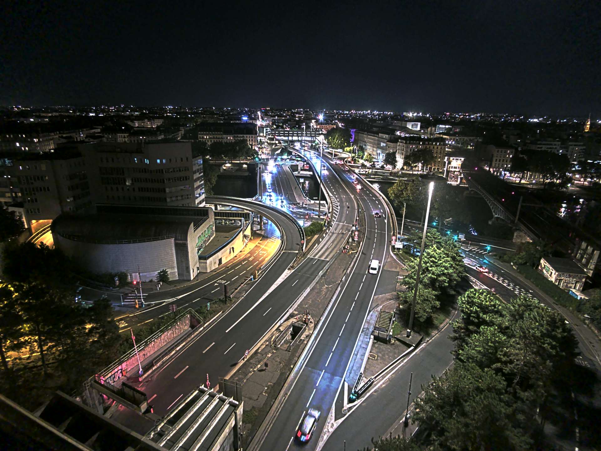 Caméra autoroute à Lyon Perrache à l'entrée Sud du Tunnel sous Fourvière, en direction de Marseille