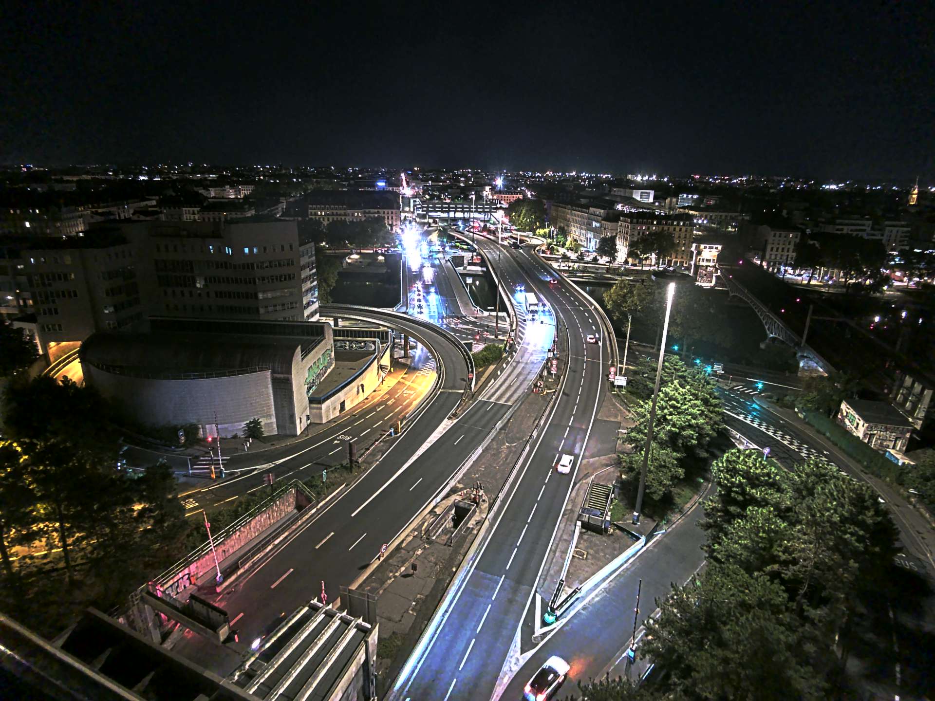 Caméra autoroute à Lyon Perrache à l'entrée Sud du Tunnel sous Fourvière, en direction de Marseille