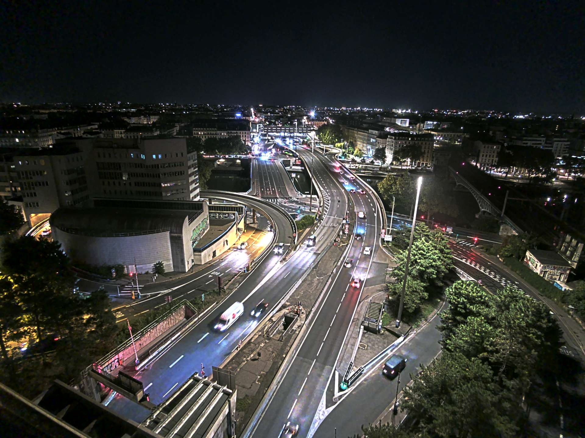 Caméra autoroute à Lyon Perrache à l'entrée Sud du Tunnel sous Fourvière, en direction de Marseille
