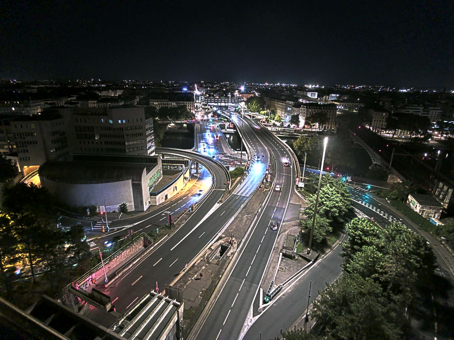 Caméra autoroute à Lyon Perrache à l'entrée Sud du Tunnel sous Fourvière, en direction de Marseille