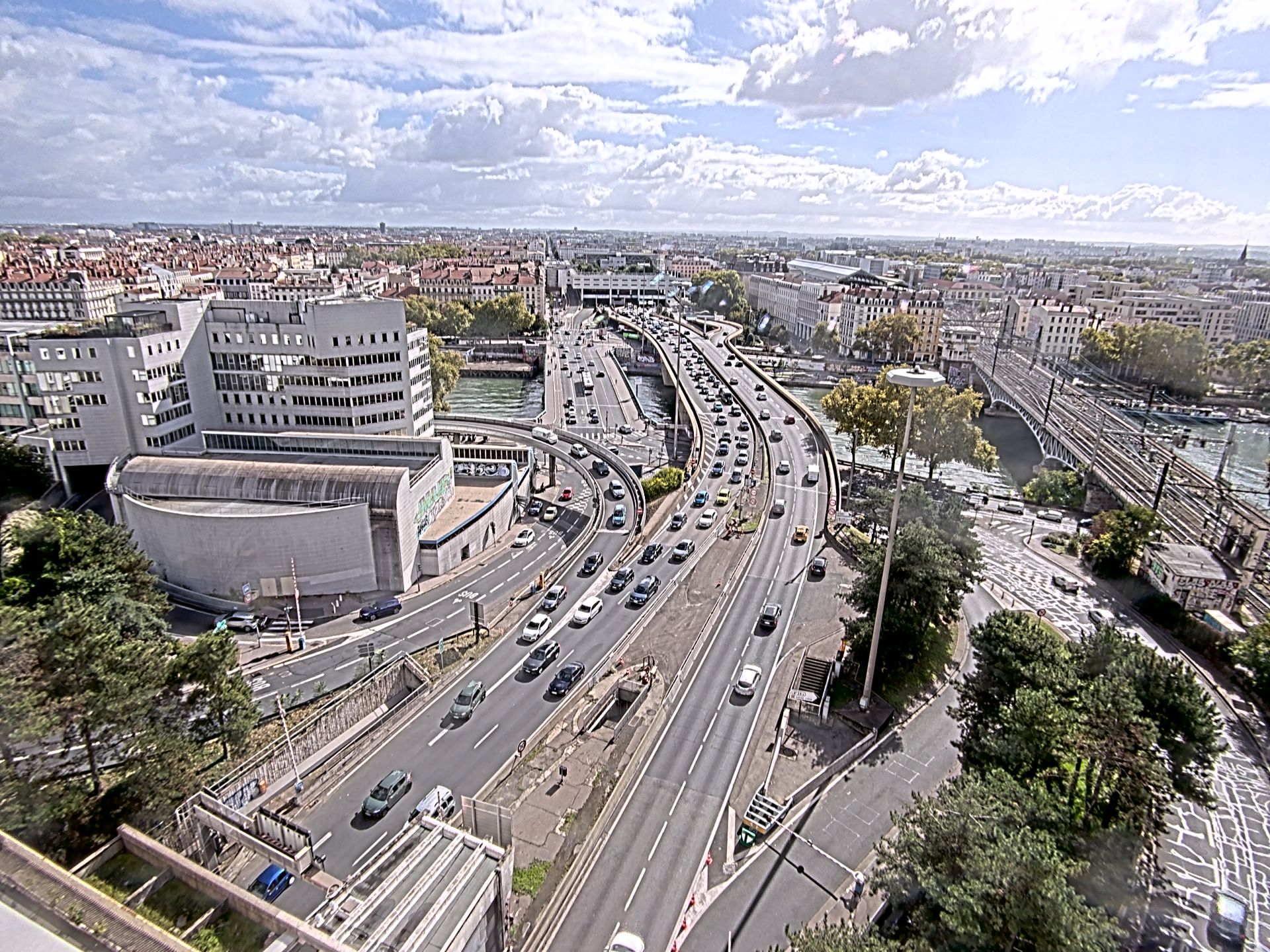 Caméra autoroute à Lyon Perrache à l'entrée Sud du Tunnel sous Fourvière, en direction de Marseille