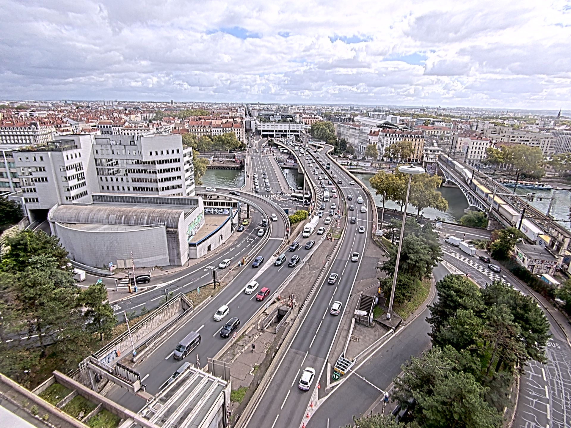 Caméra autoroute à Lyon Perrache à l'entrée Sud du Tunnel sous Fourvière, en direction de Marseille