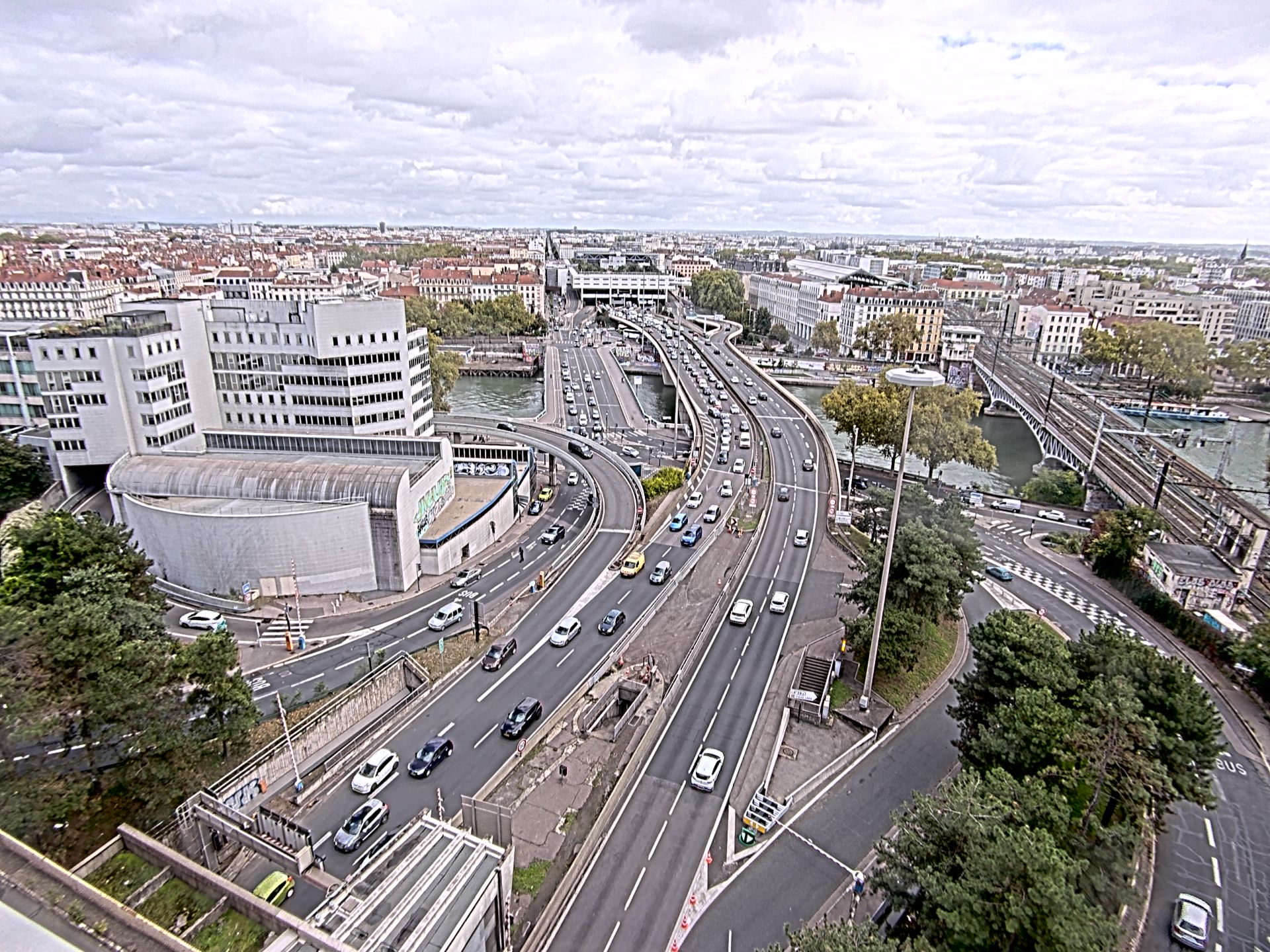 Caméra autoroute à Lyon Perrache à l'entrée Sud du Tunnel sous Fourvière, en direction de Marseille