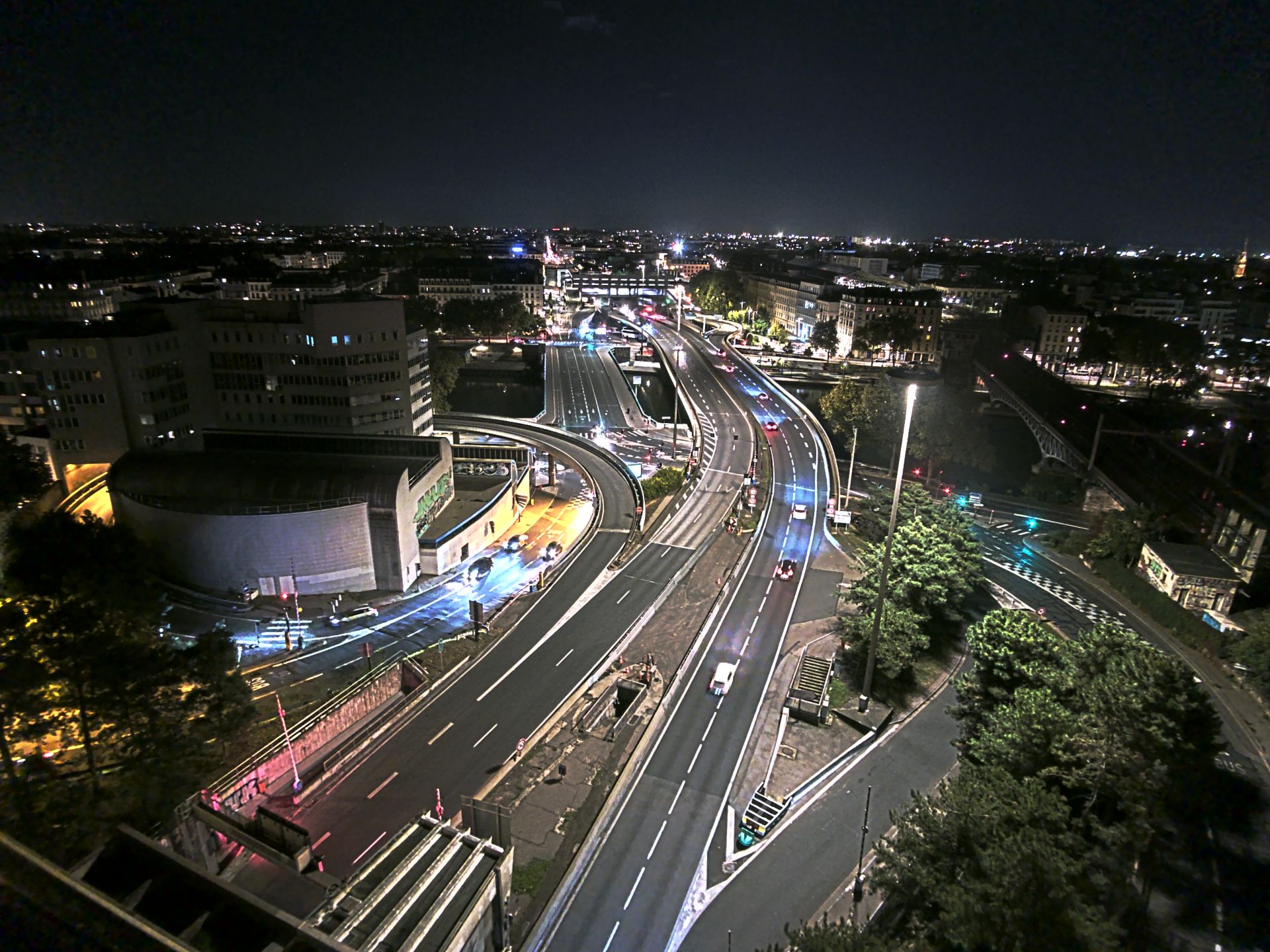 Caméra autoroute à Lyon Perrache à l'entrée Sud du Tunnel sous Fourvière, en direction de Marseille